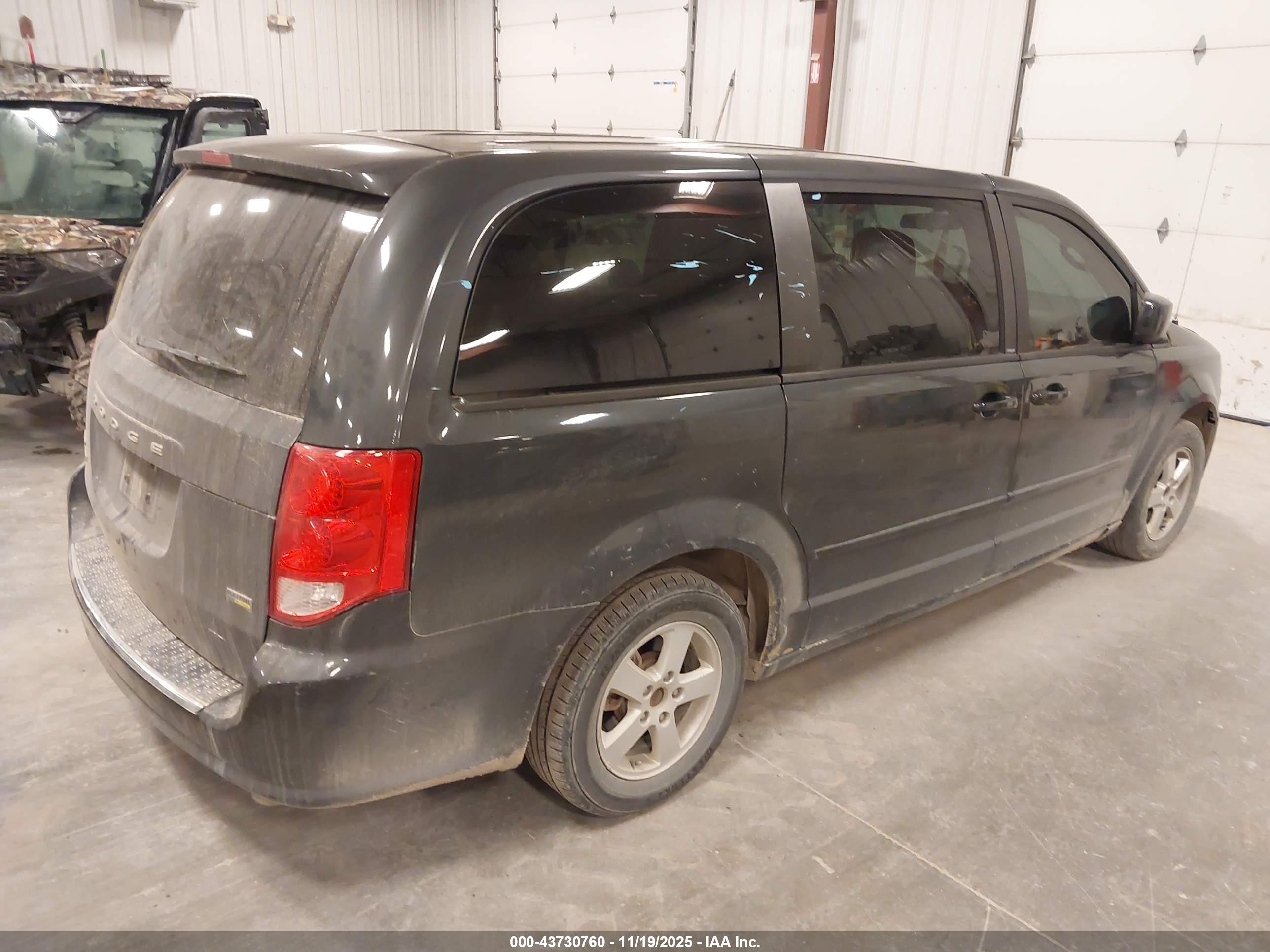 DODGE GRAND image 4