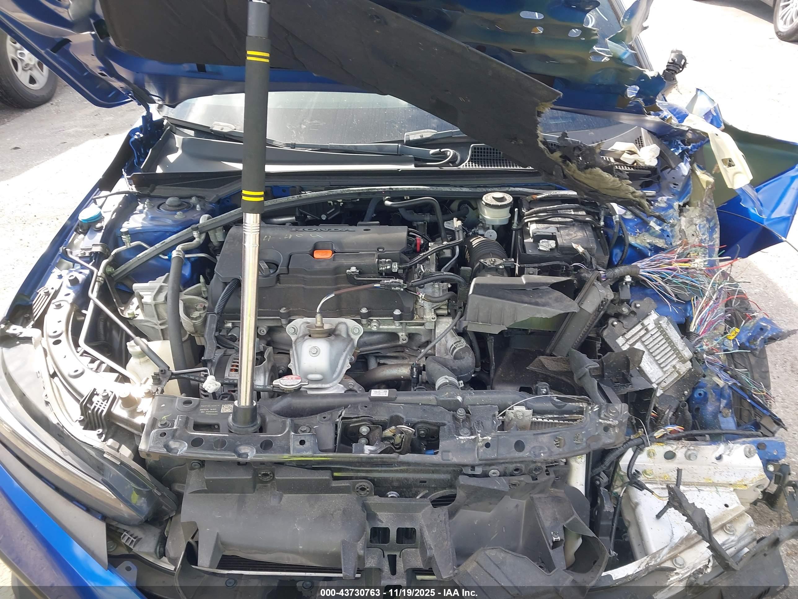 HONDA CIVIC image 10