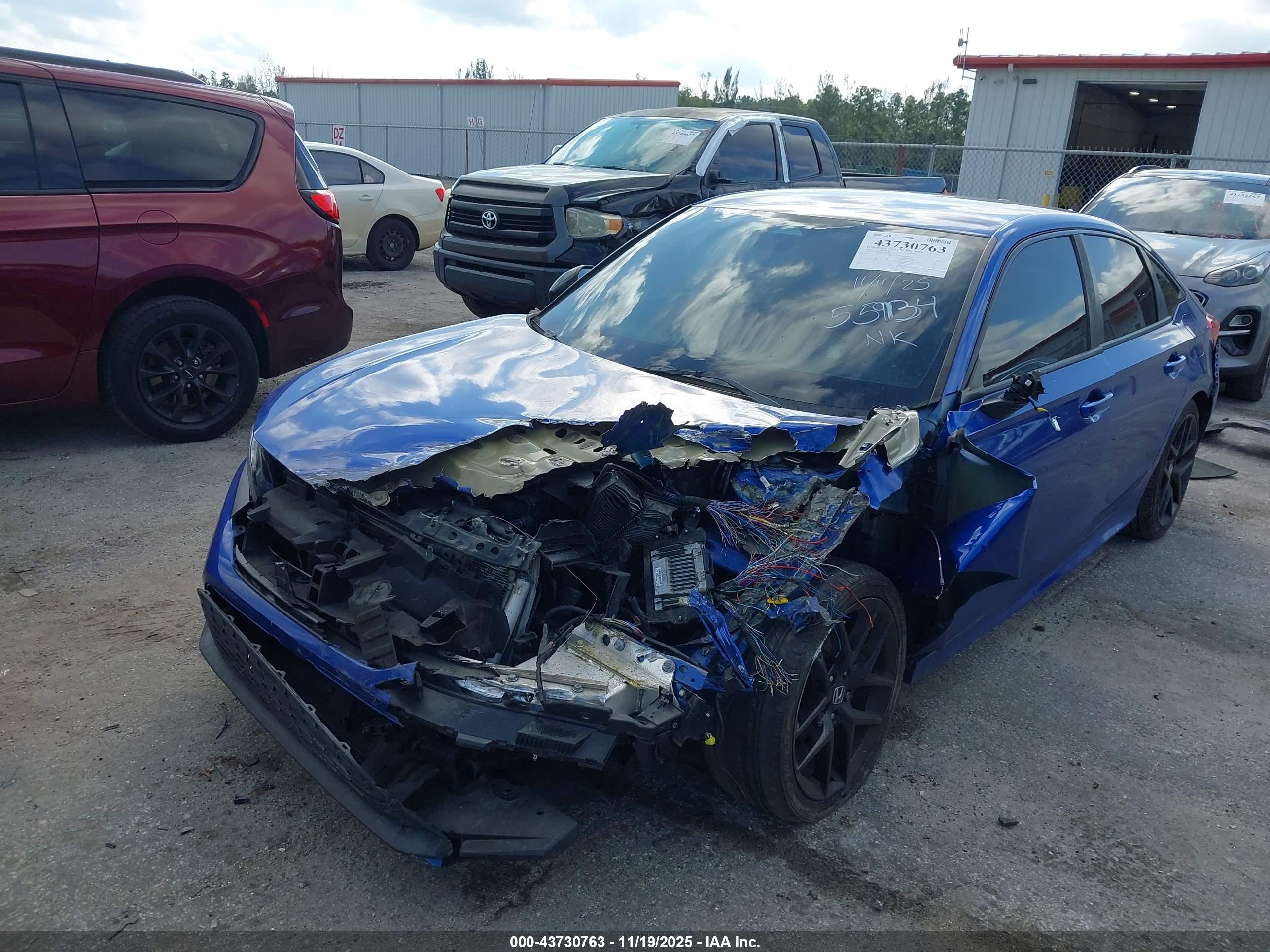 HONDA CIVIC image 6