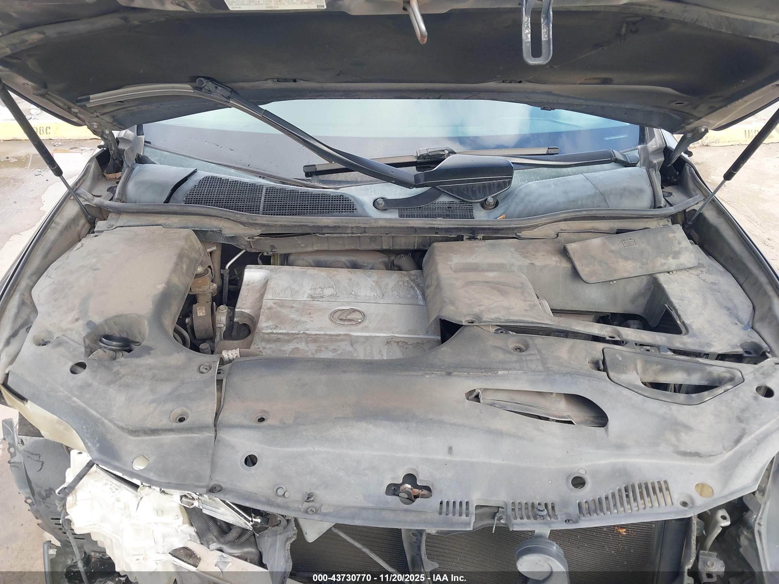 LEXUS RX image 10