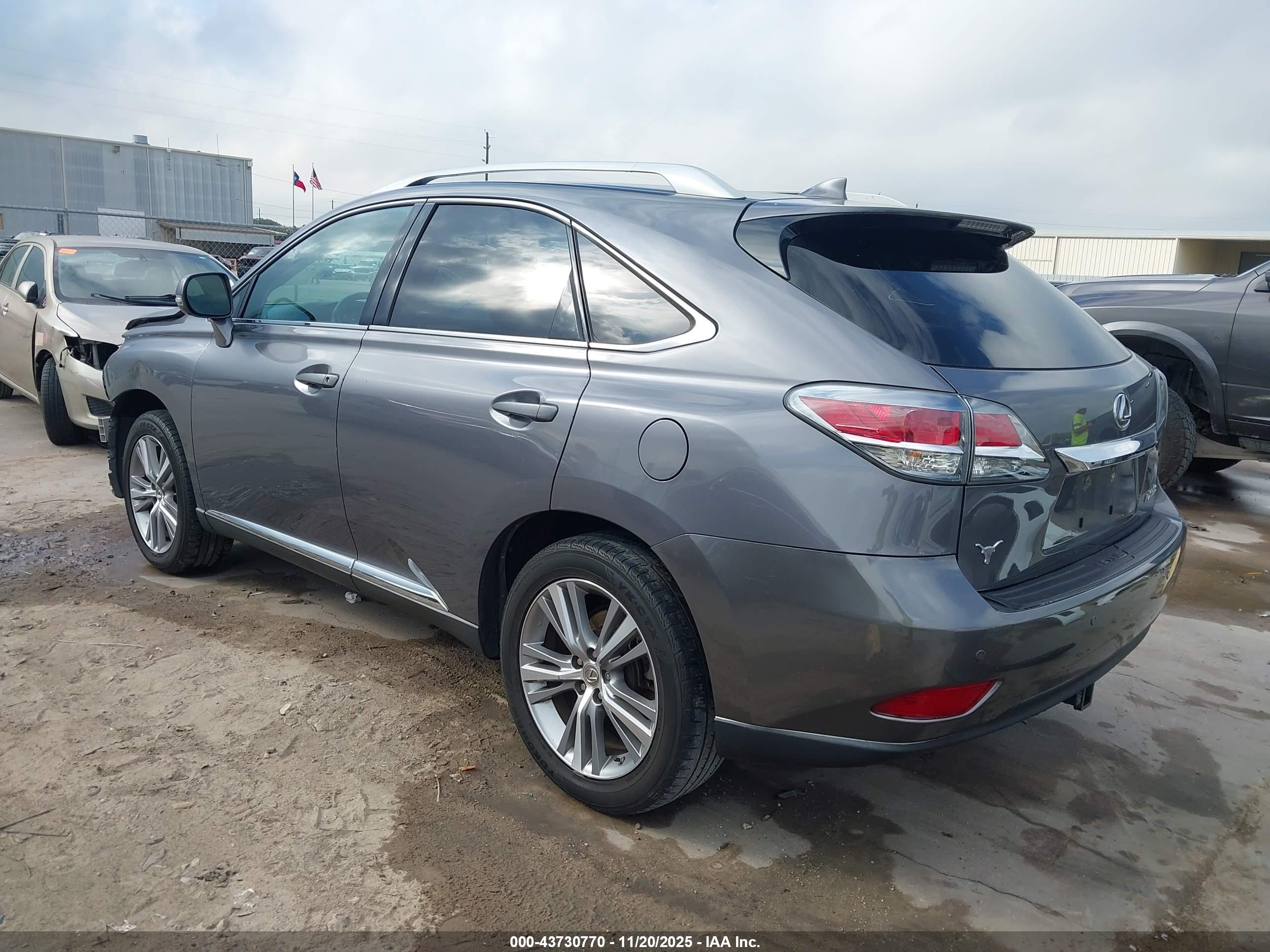 LEXUS RX image 3