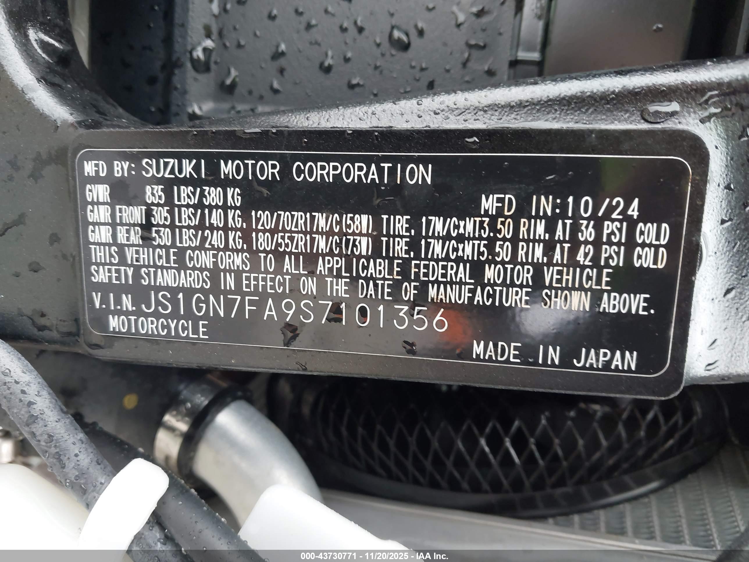 SUZUKI GSX-R600 image 10