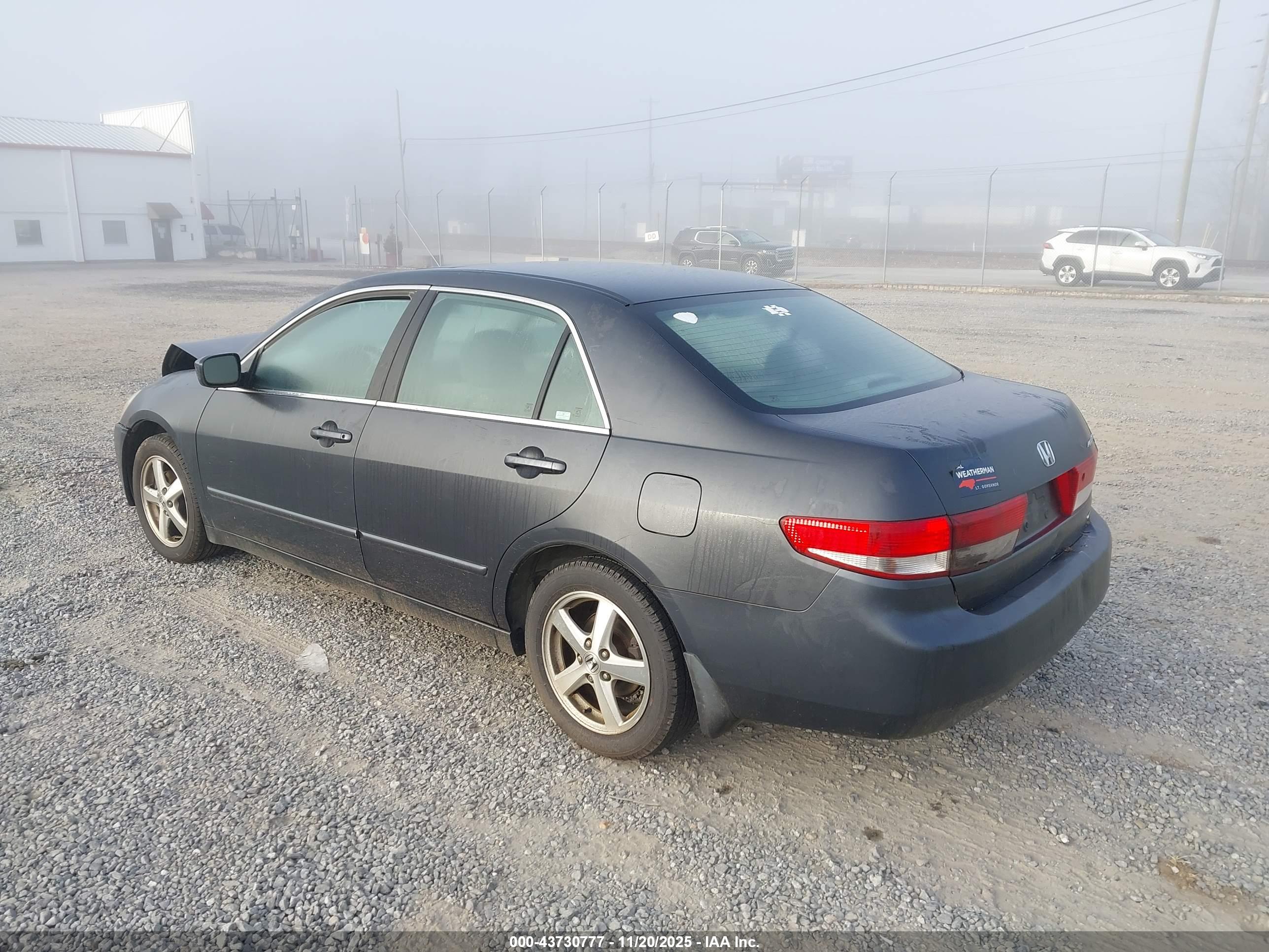 HONDA ACCORD image 3