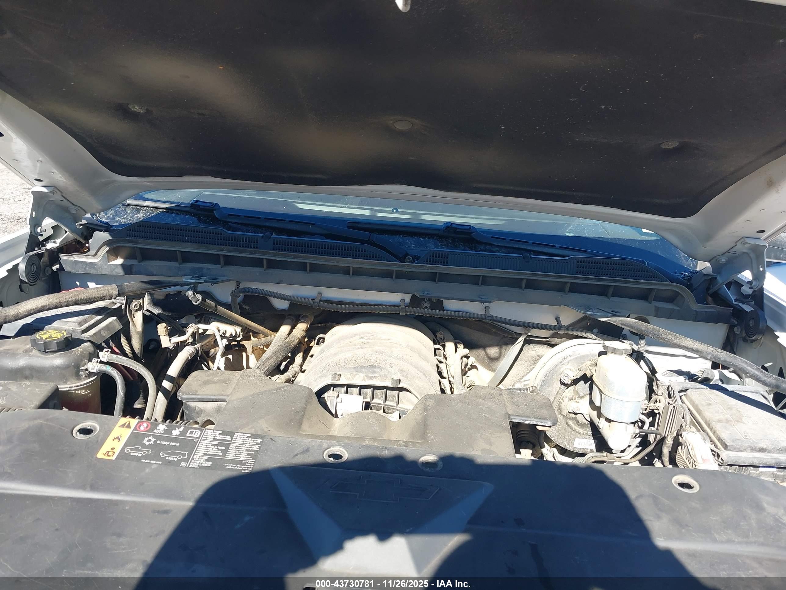 CHEVROLET SILVERADO image 10