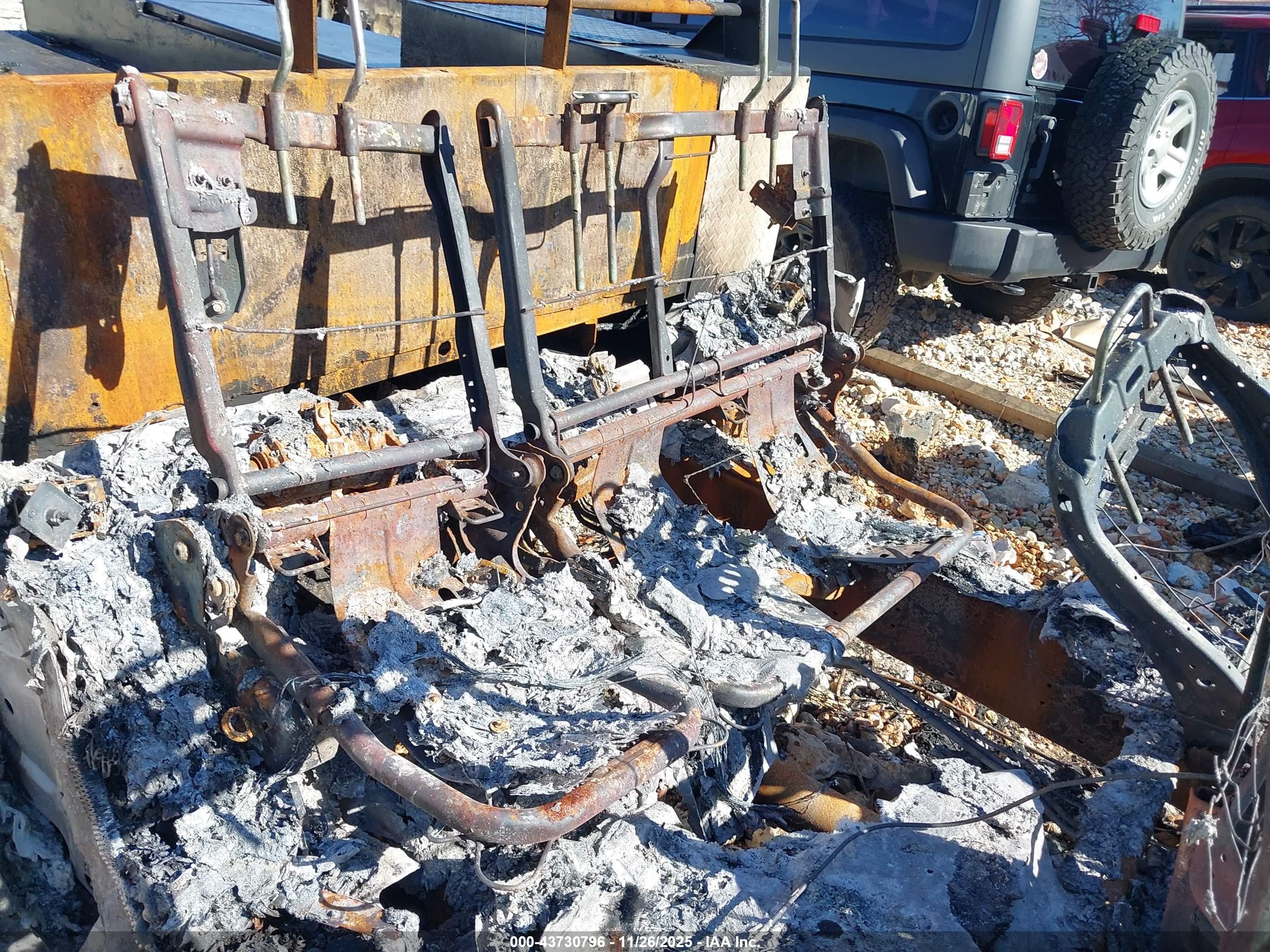 FORD F-350 image 7