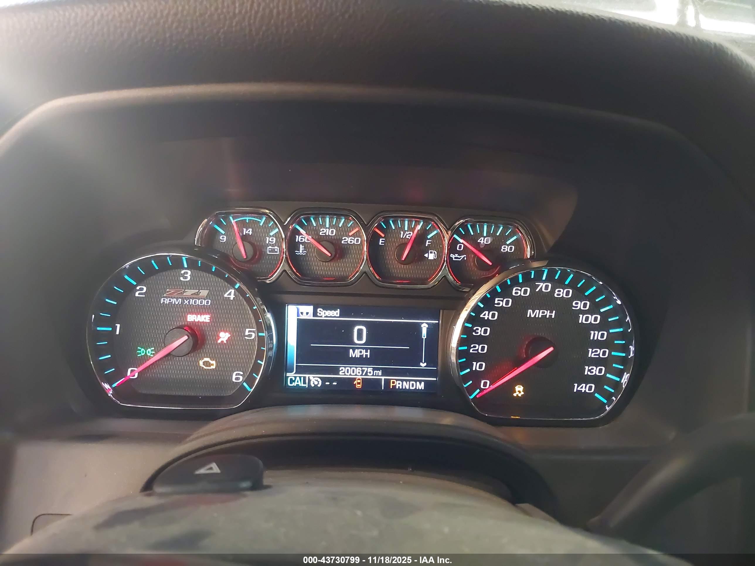 CHEVROLET SILVERADO image 7