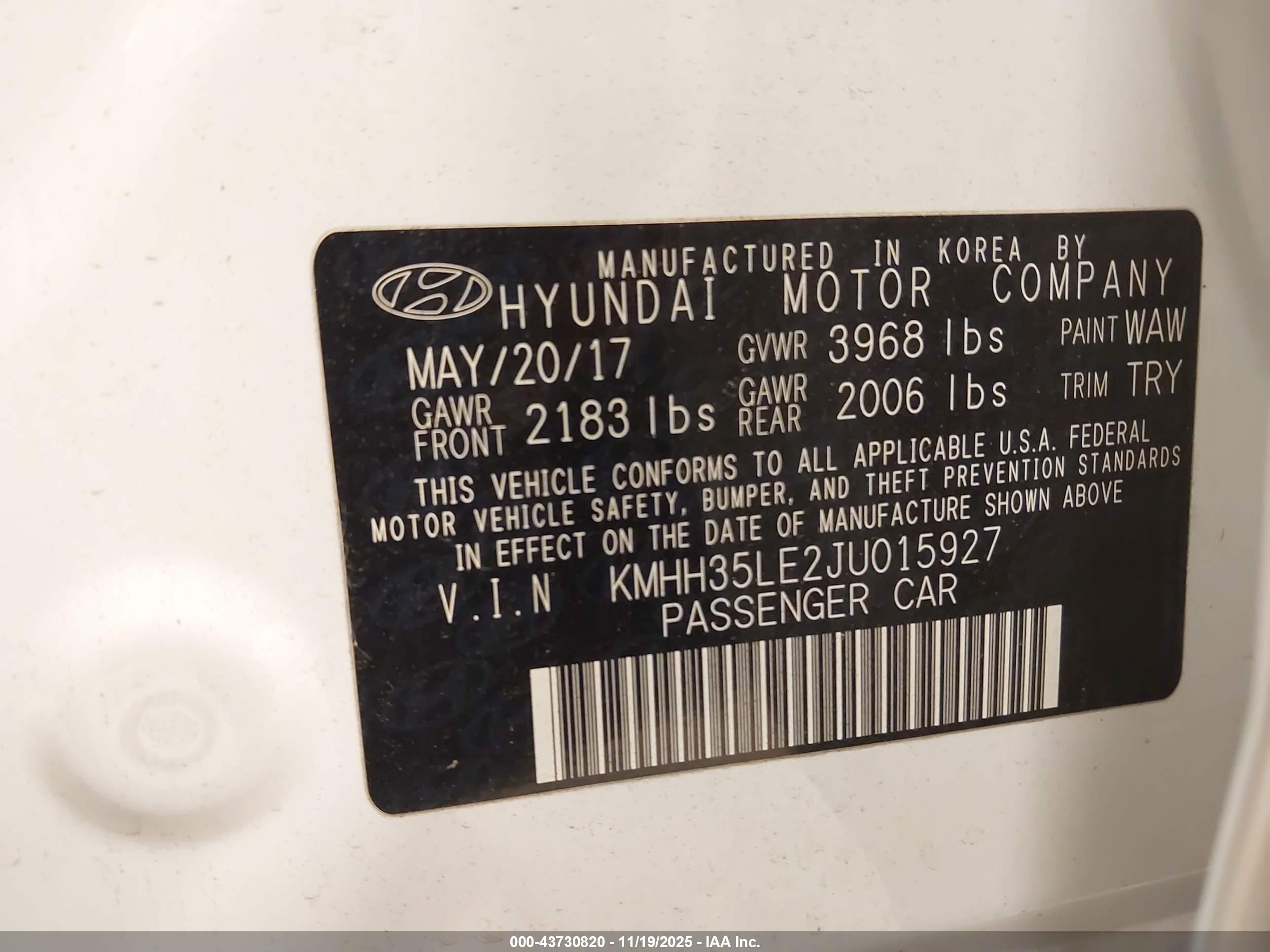 HYUNDAI ELANTRA image 9