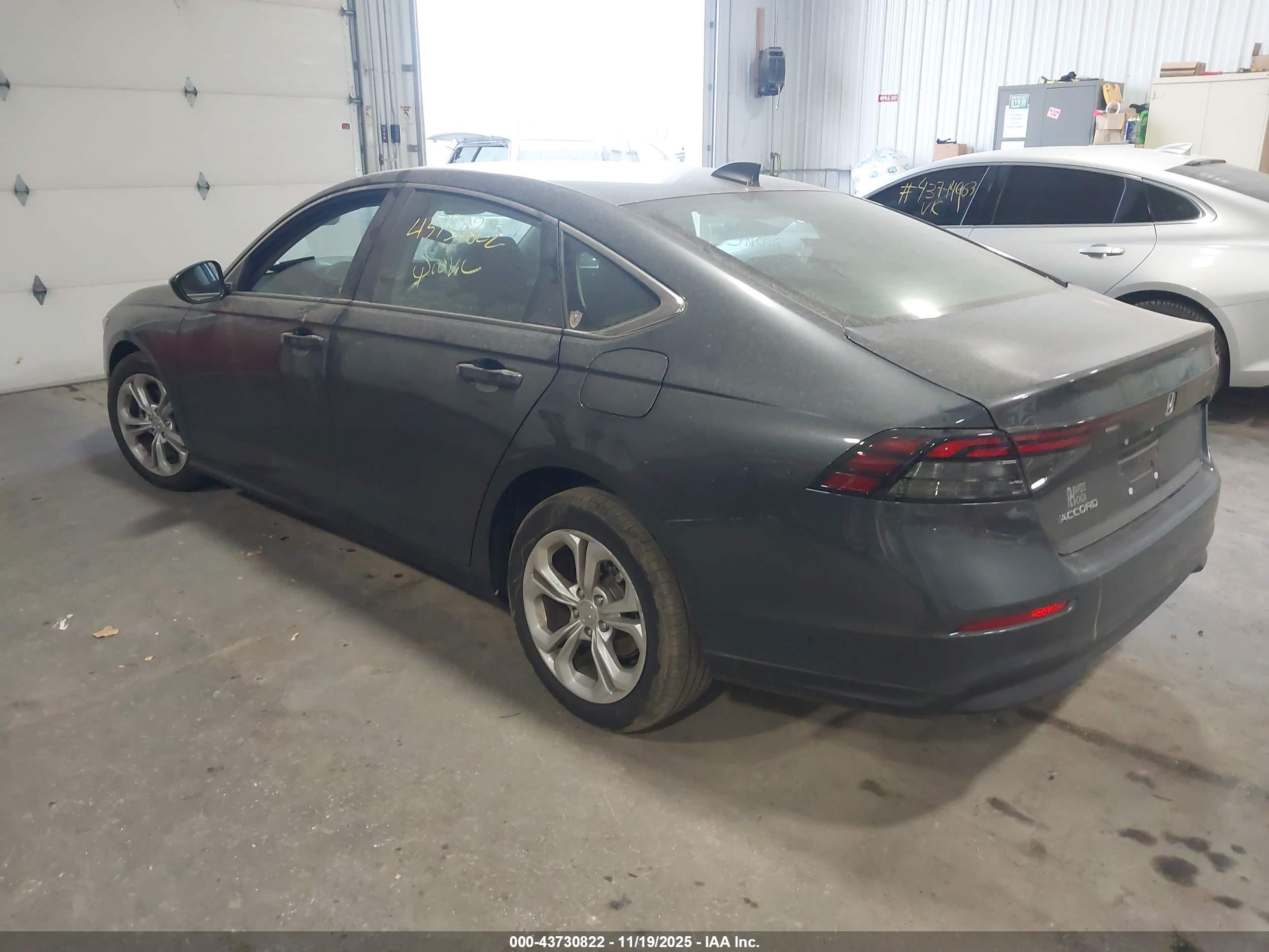 HONDA ACCORD image 3