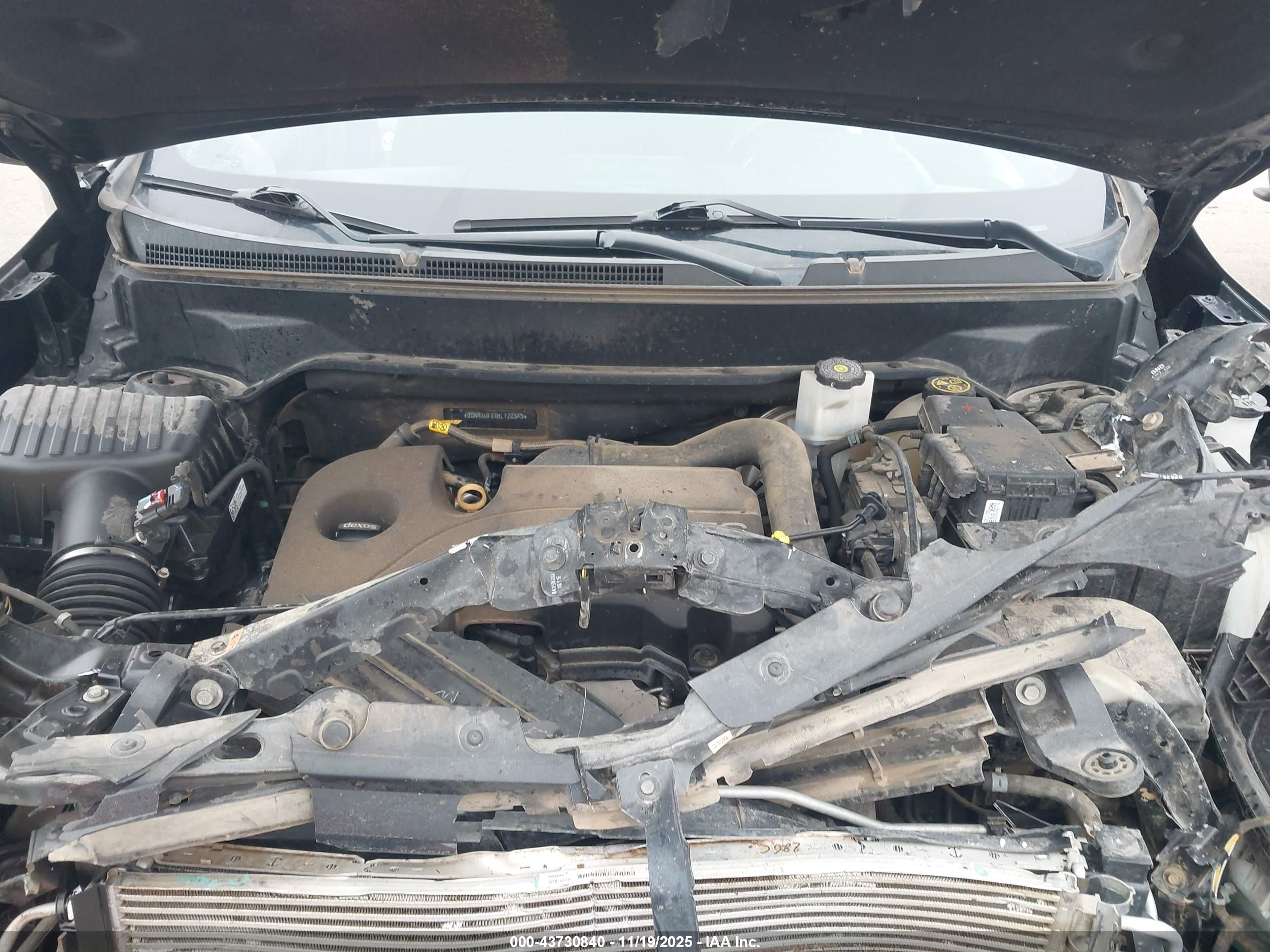 CHEVROLET EQUINOX image 10