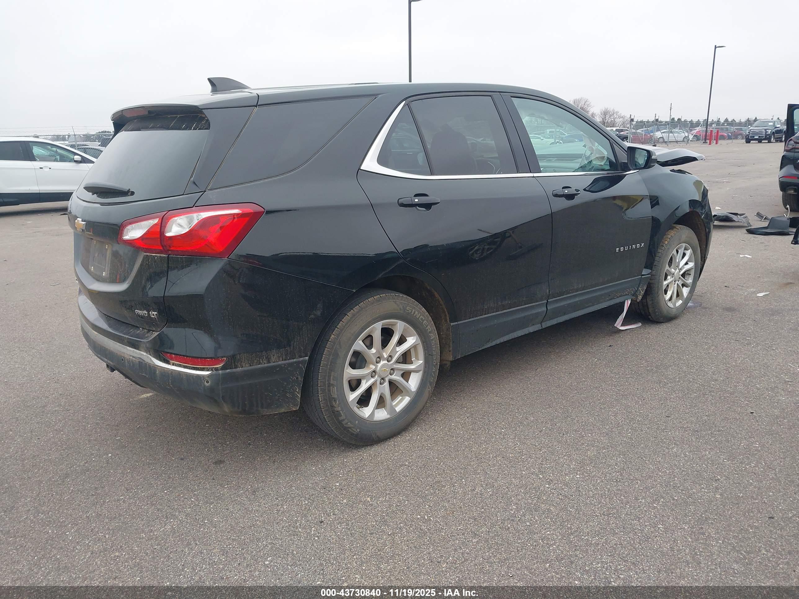 CHEVROLET EQUINOX image 4