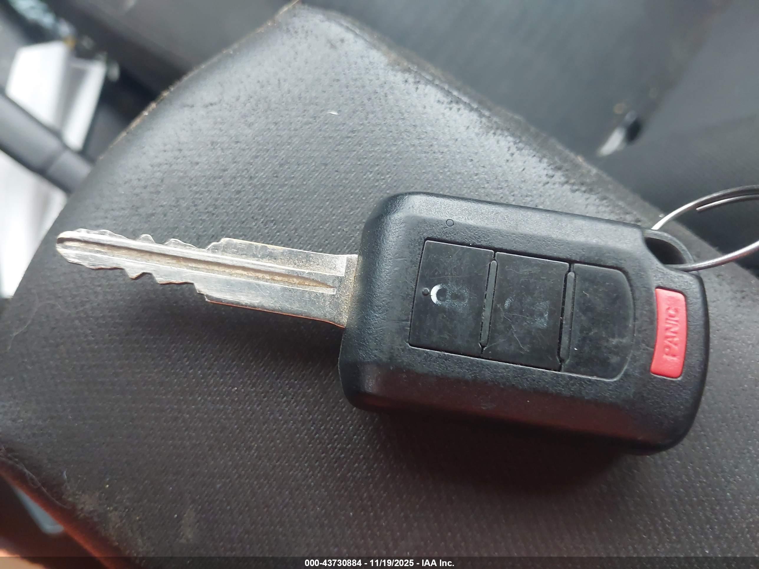MITSUBISHI MIRAGE image 11