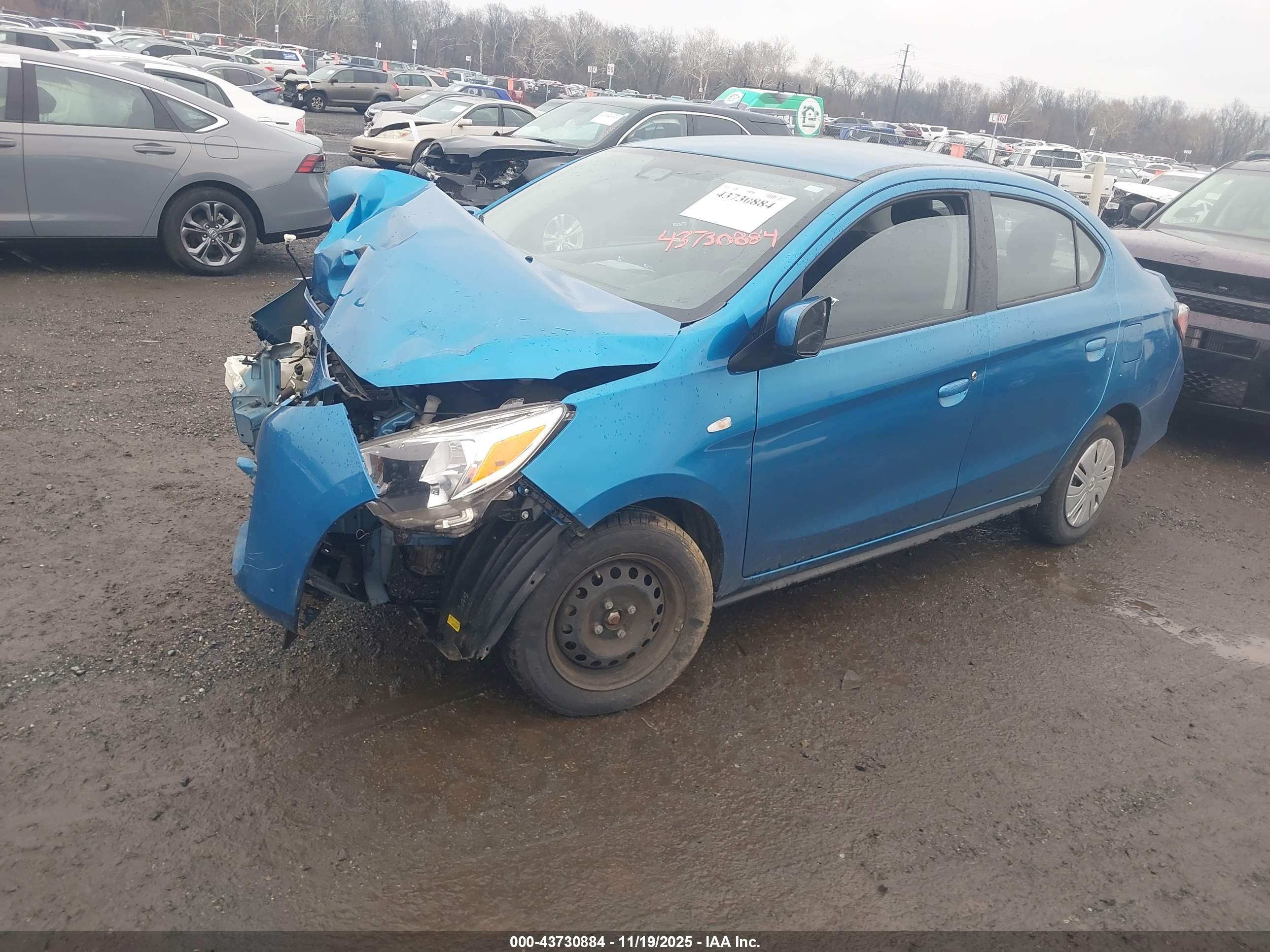MITSUBISHI MIRAGE image 2