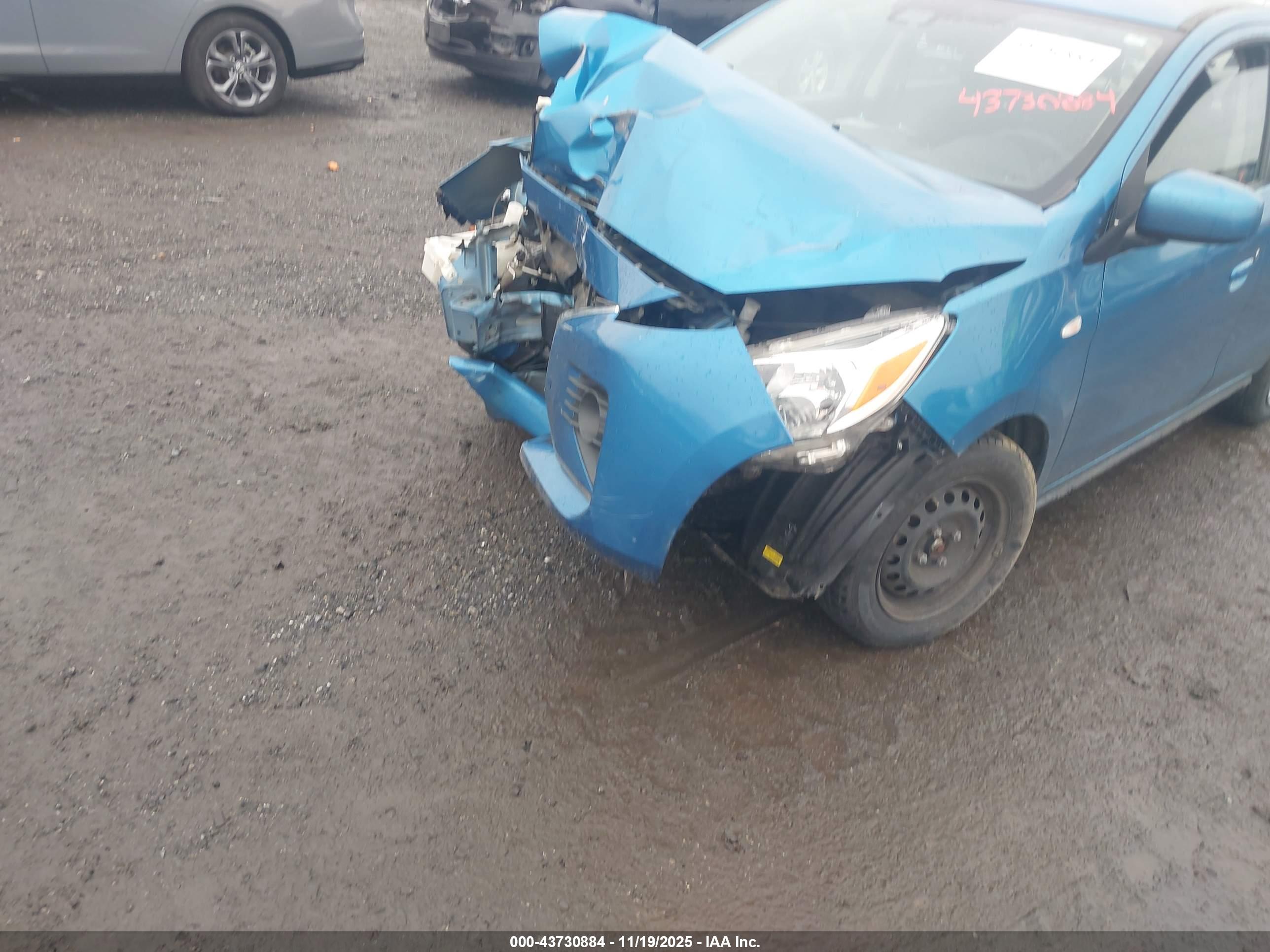 MITSUBISHI MIRAGE image 6