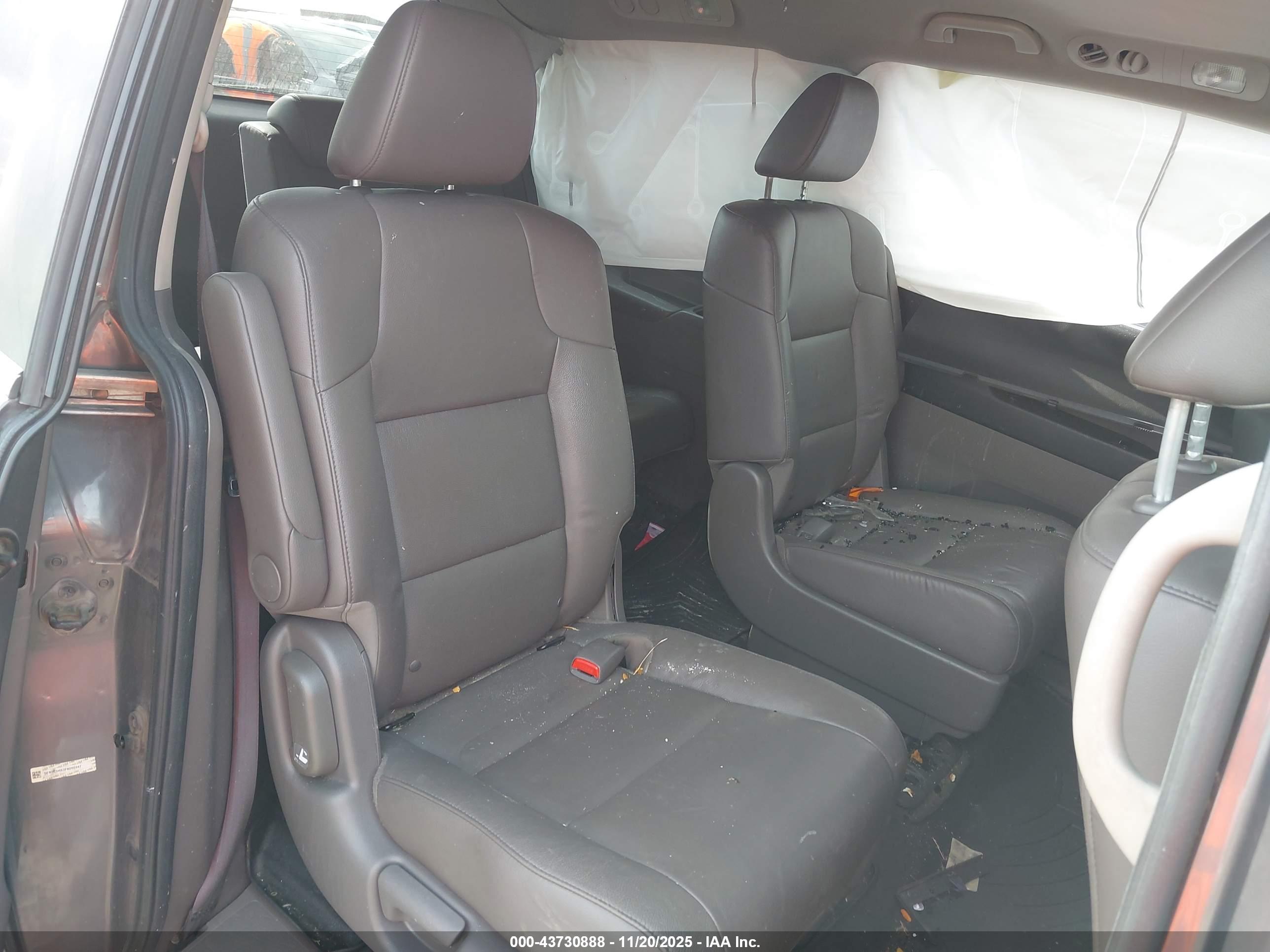 HONDA ODYSSEY image 8