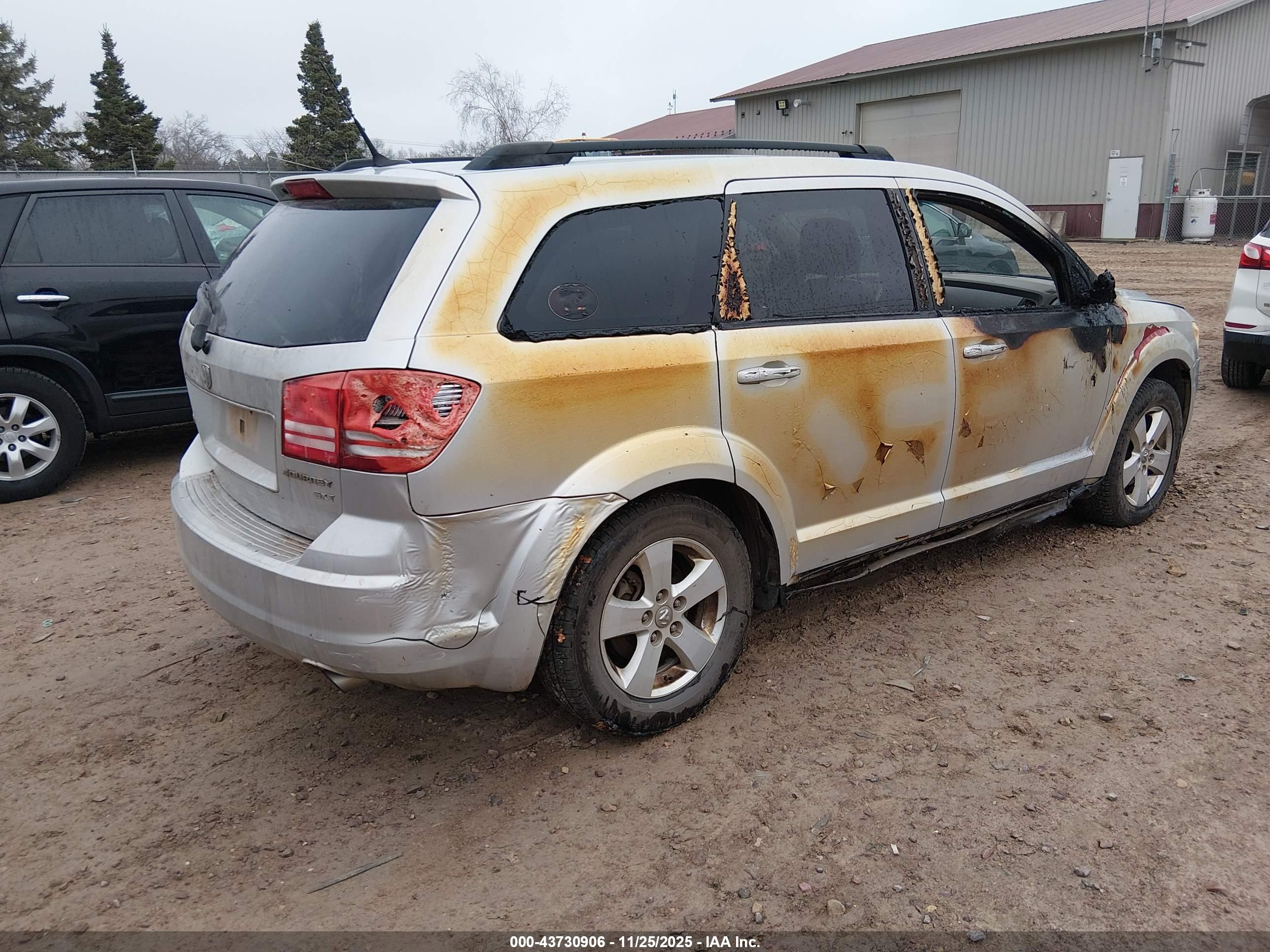 DODGE JOURNEY image 4