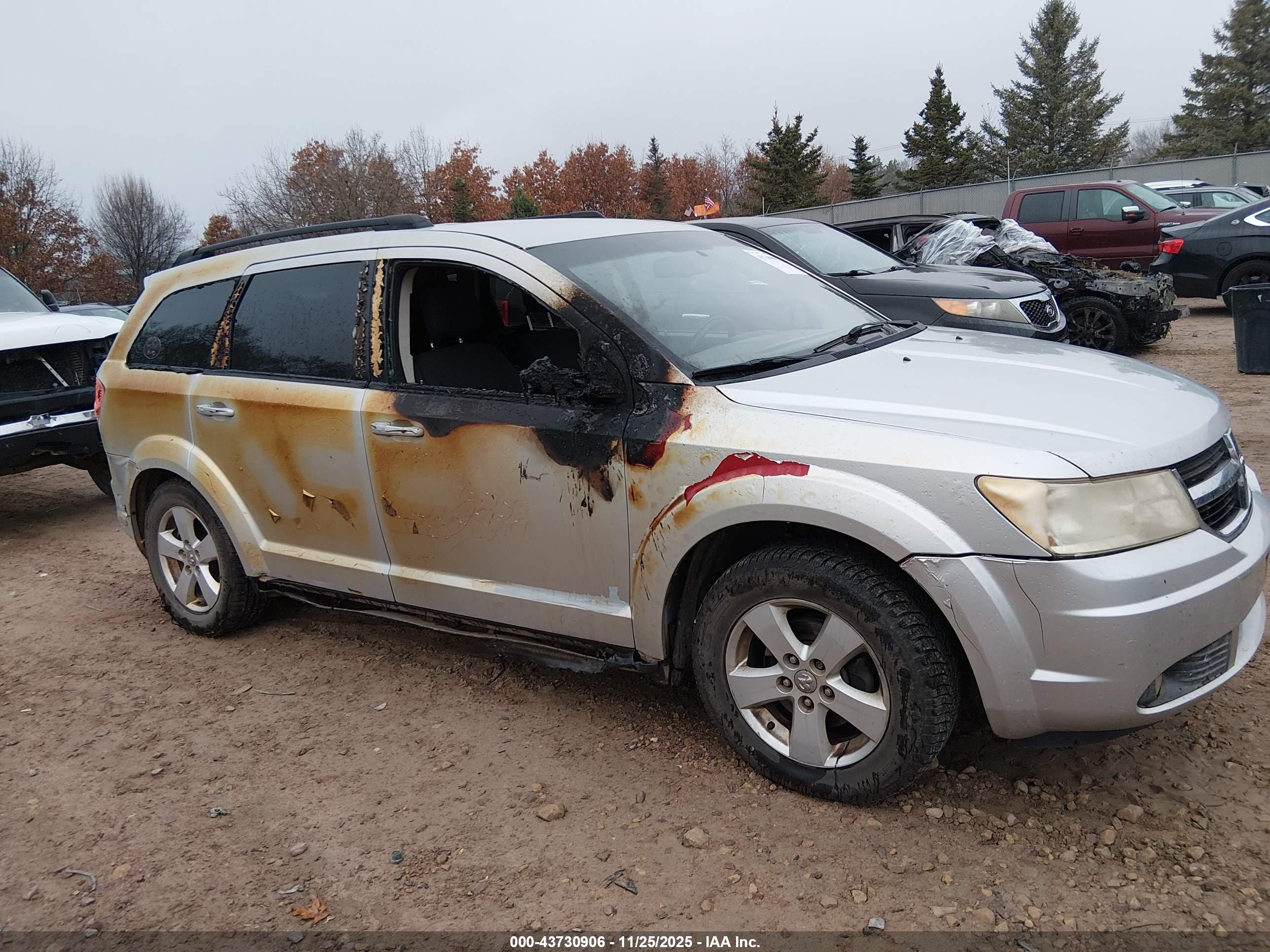 DODGE JOURNEY image 6