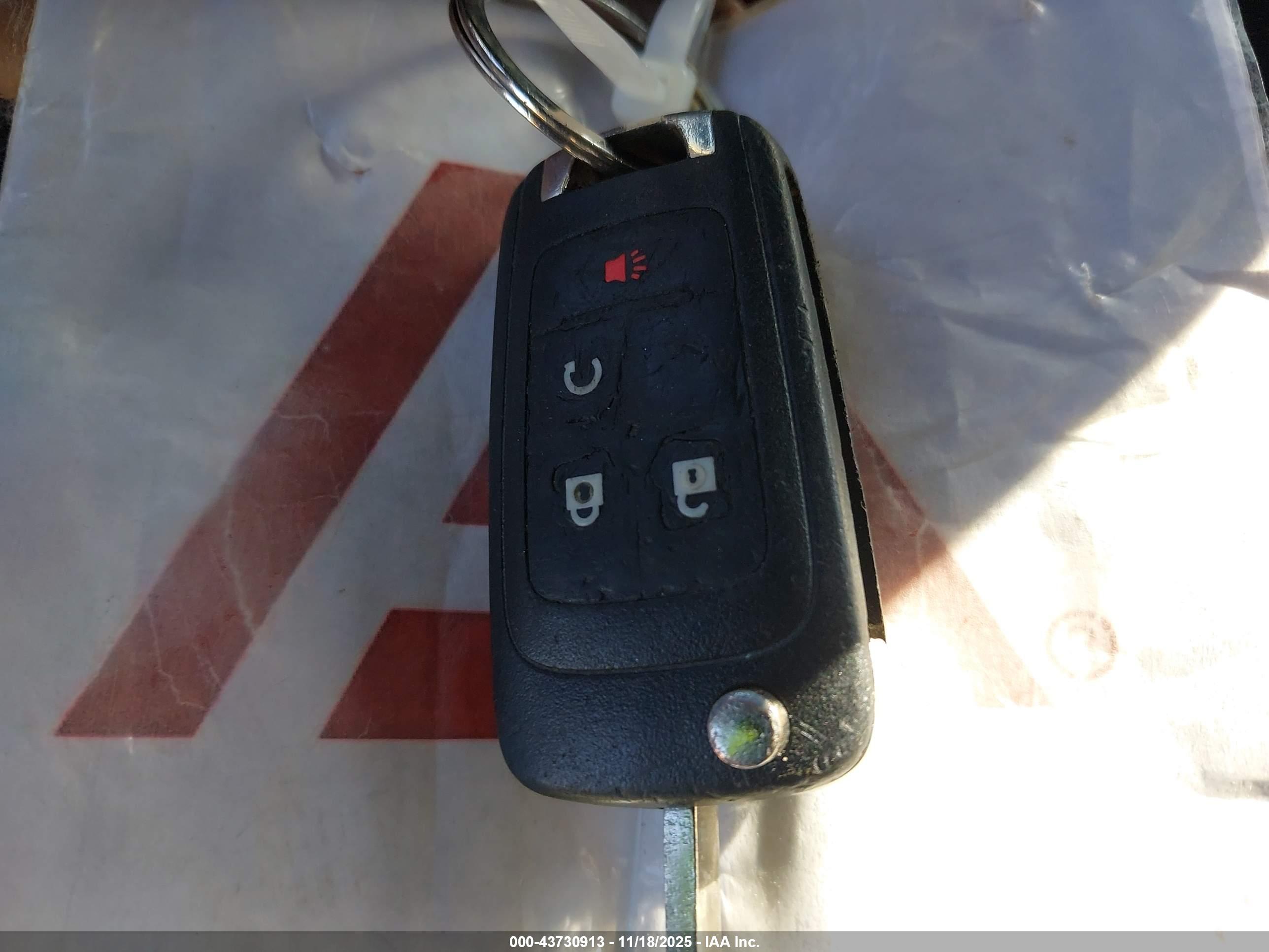 CHEVROLET EQUINOX image 11