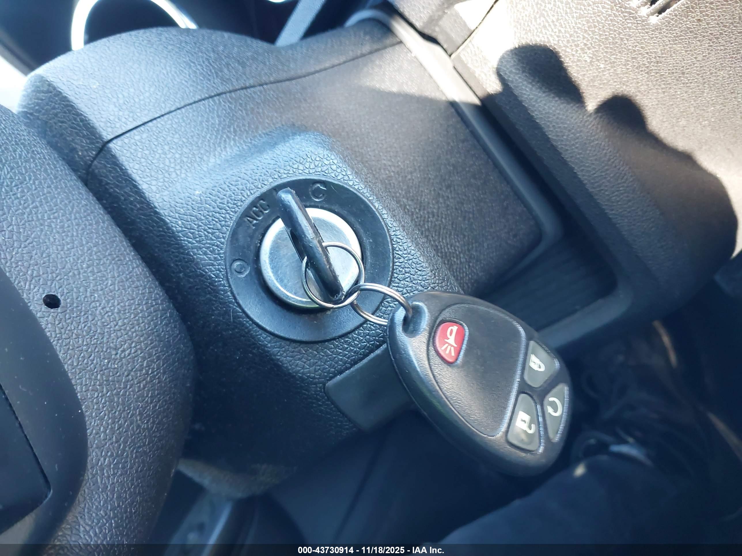 CHEVROLET TRAVERSE image 11