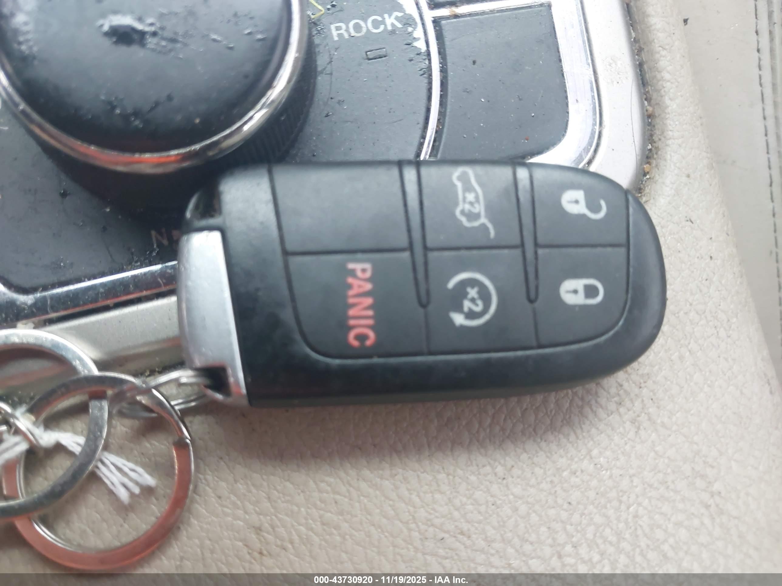 JEEP GRAND image 11