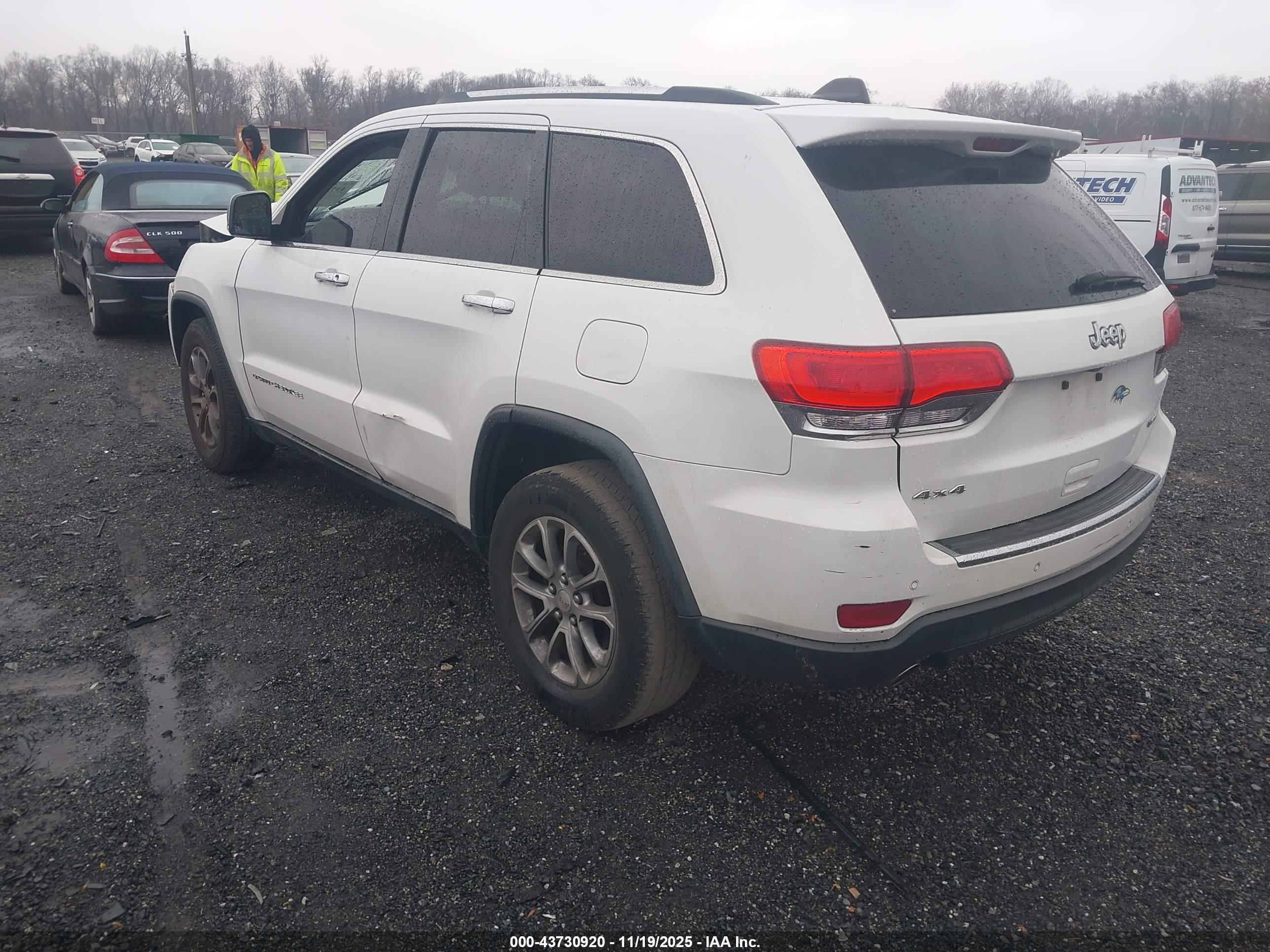 JEEP GRAND image 3