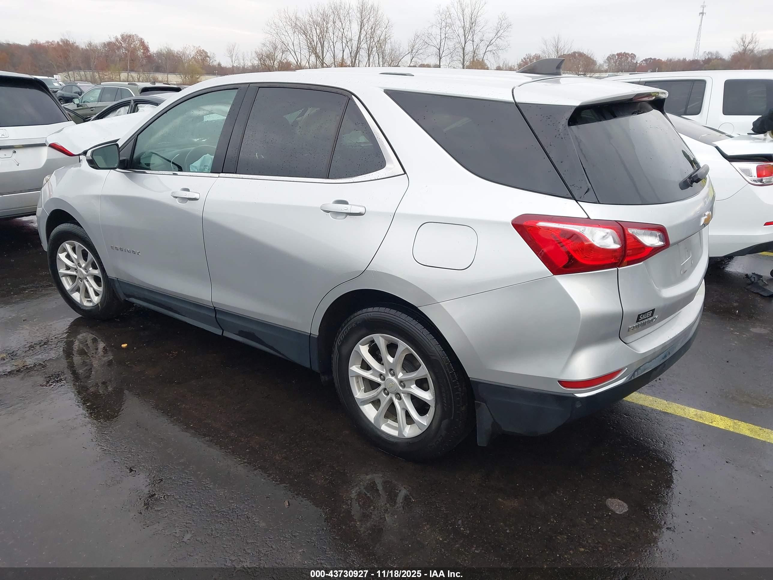 CHEVROLET EQUINOX image 3