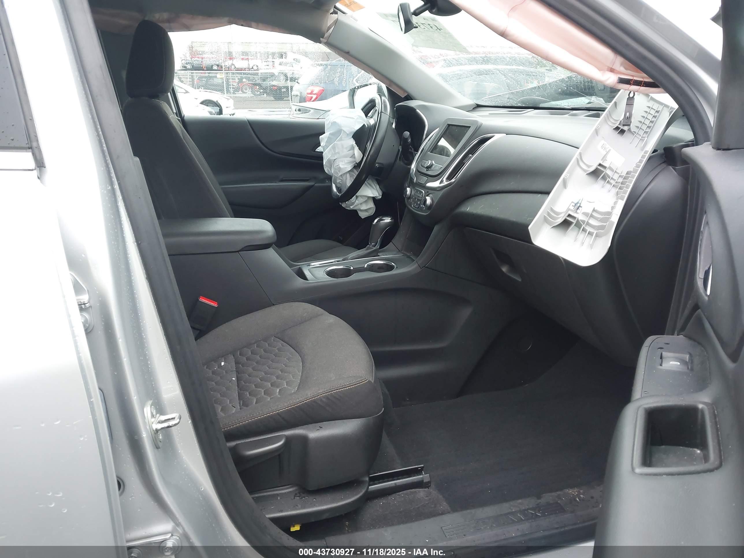 CHEVROLET EQUINOX image 5