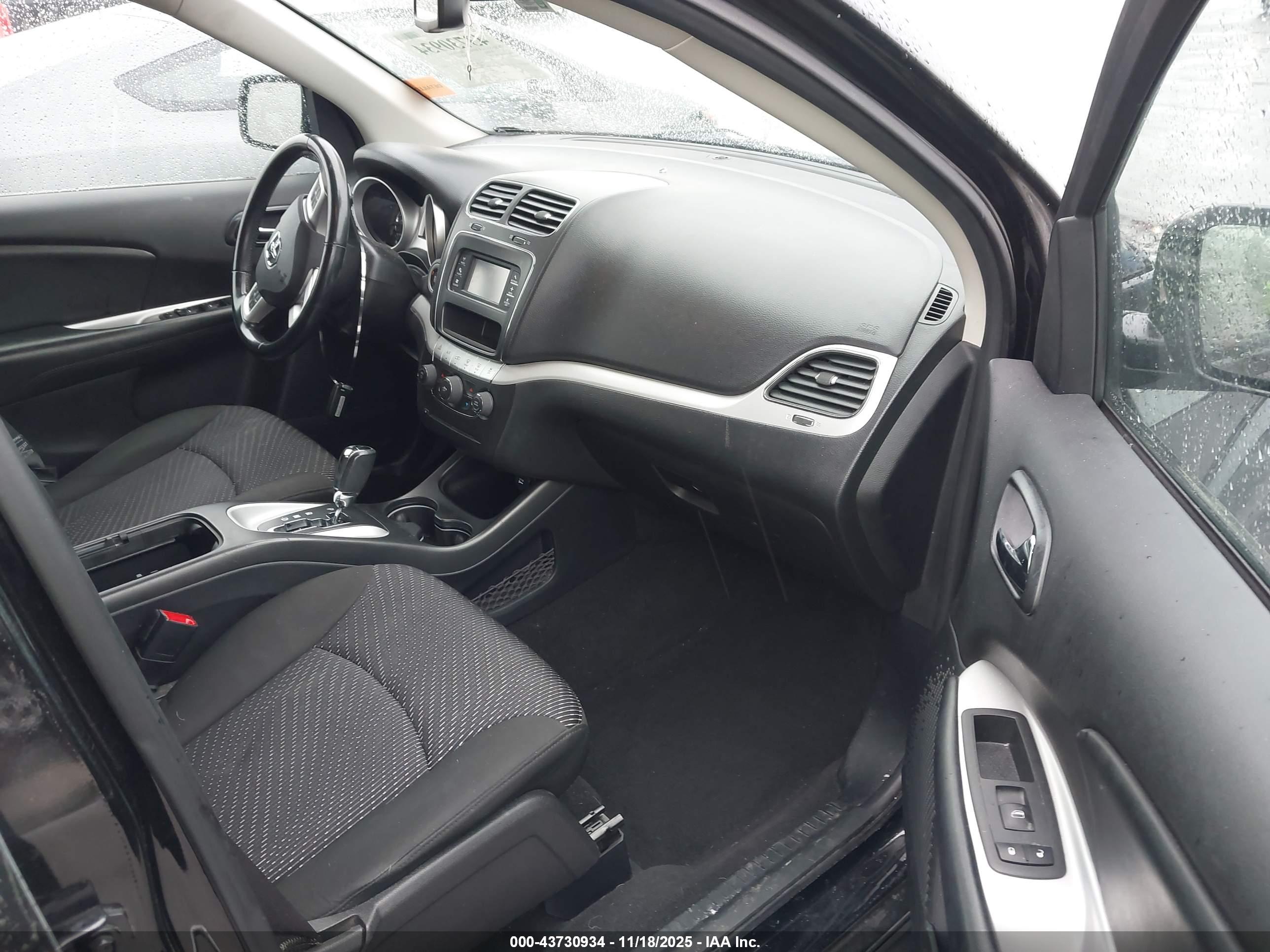 DODGE JOURNEY image 5