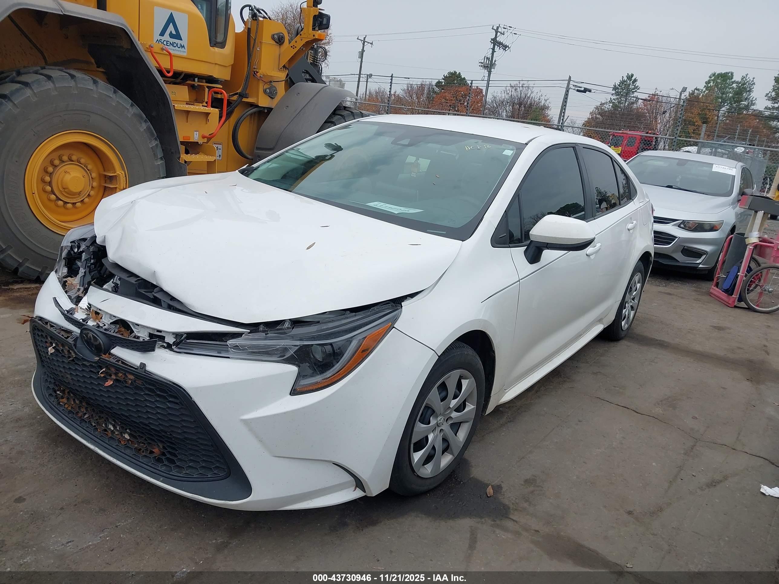 TOYOTA COROLLA image 2