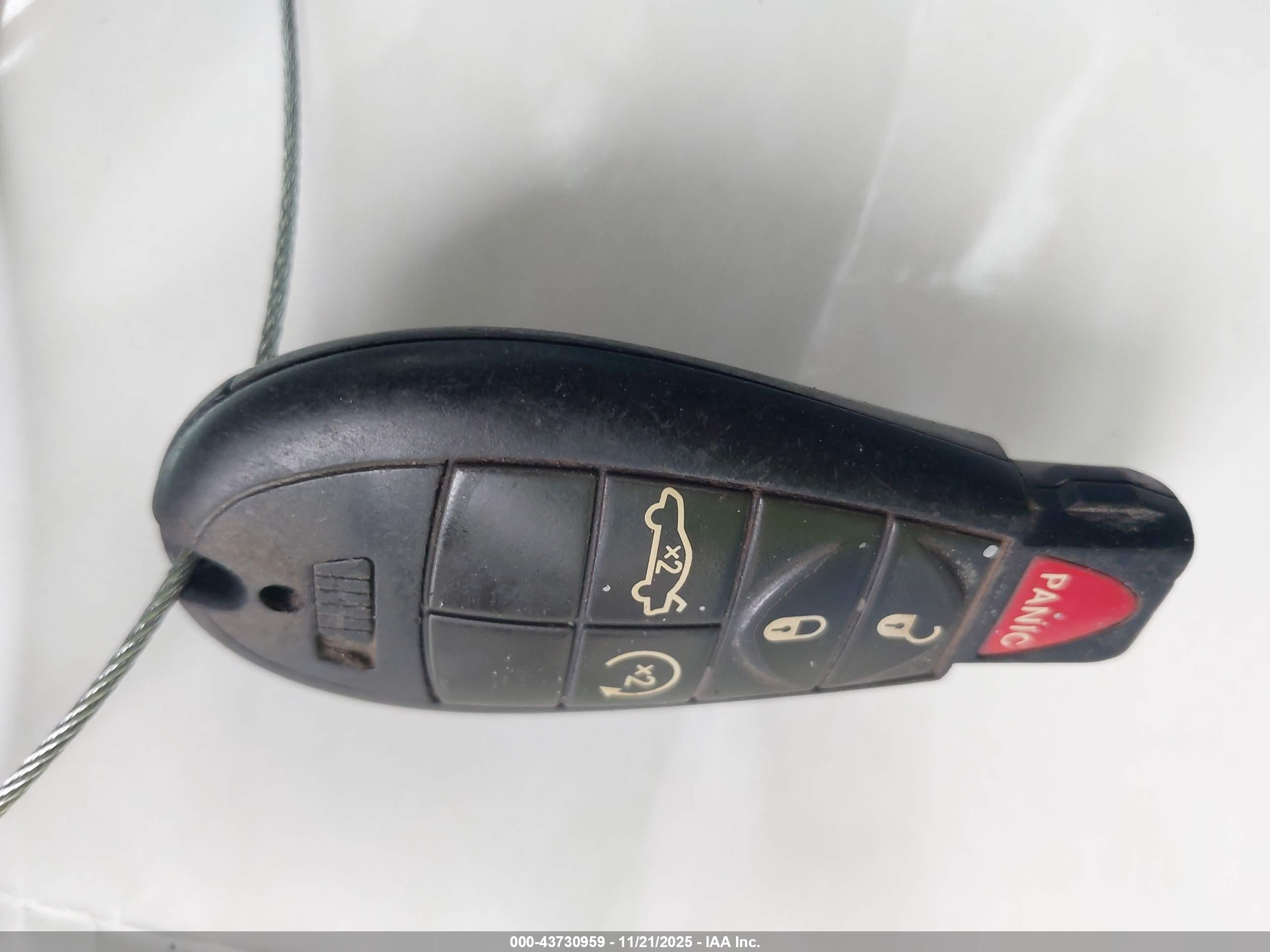 DODGE CHALLENGER image 11