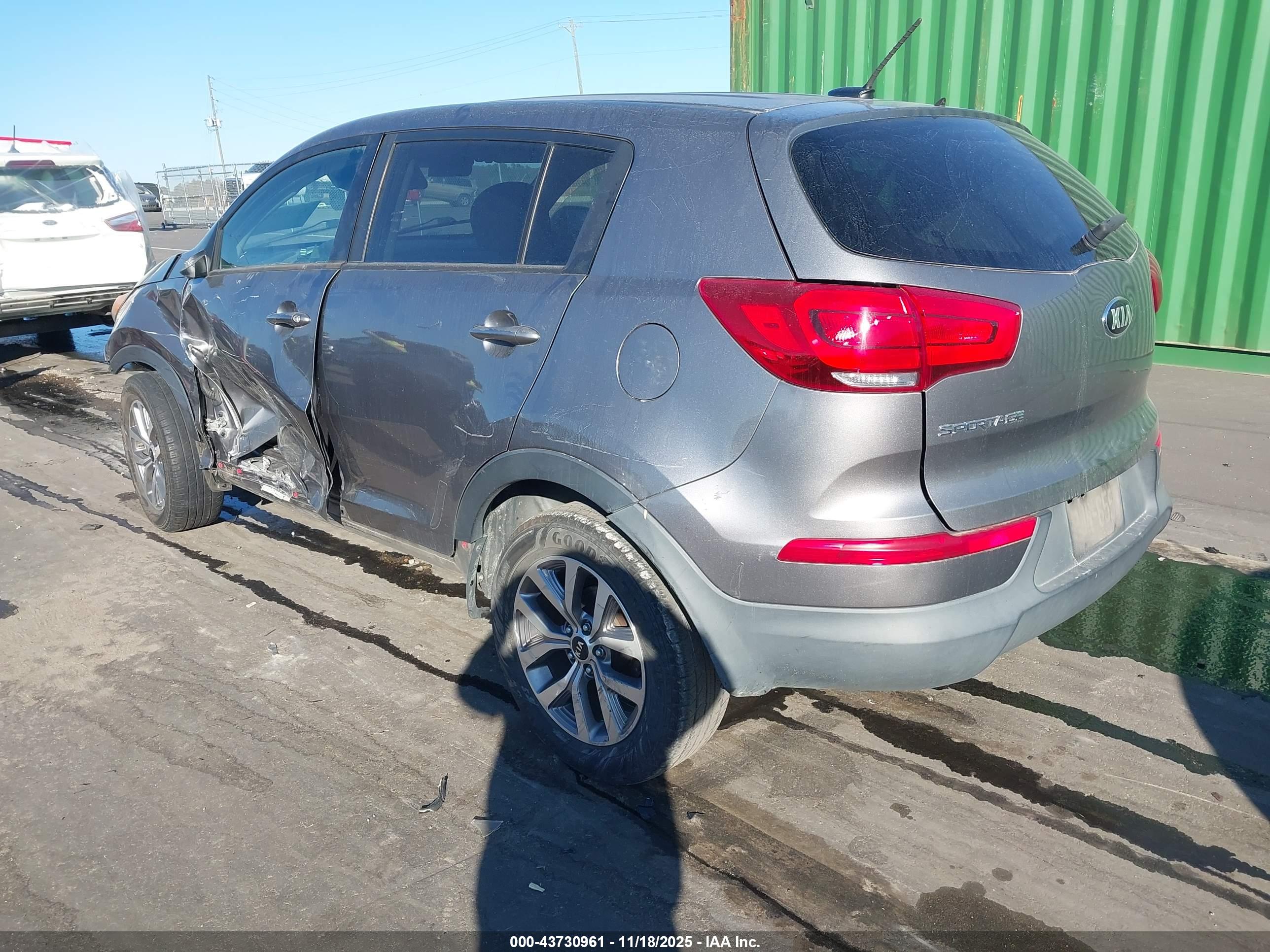 KIA SPORTAGE image 3