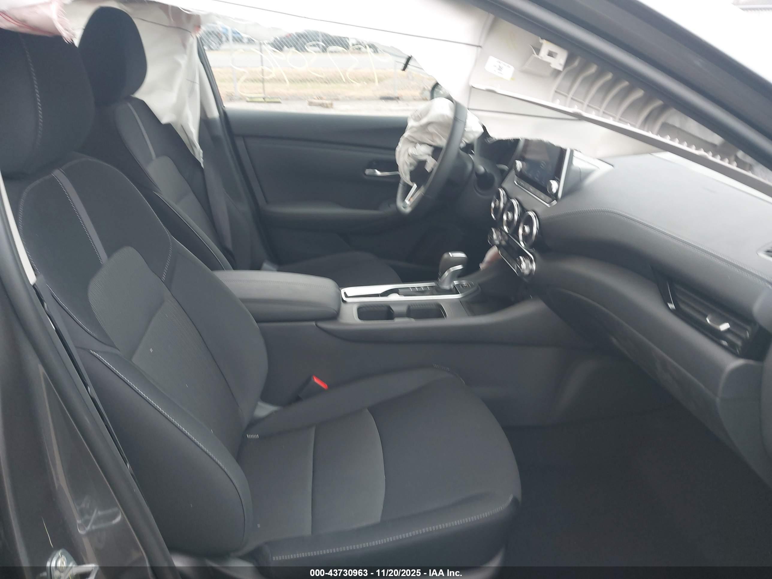 NISSAN SENTRA image 5
