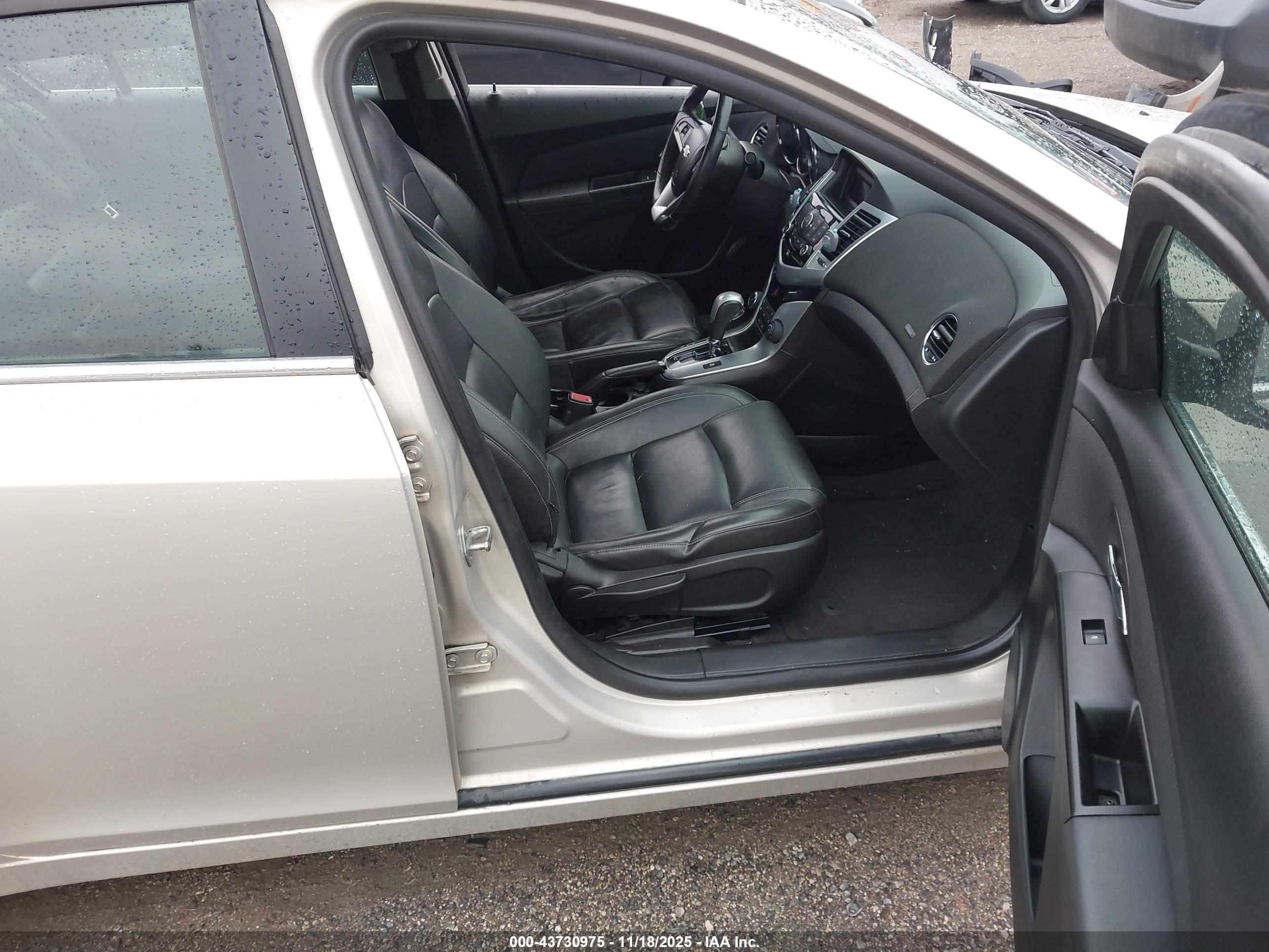 CHEVROLET CRUZE image 5