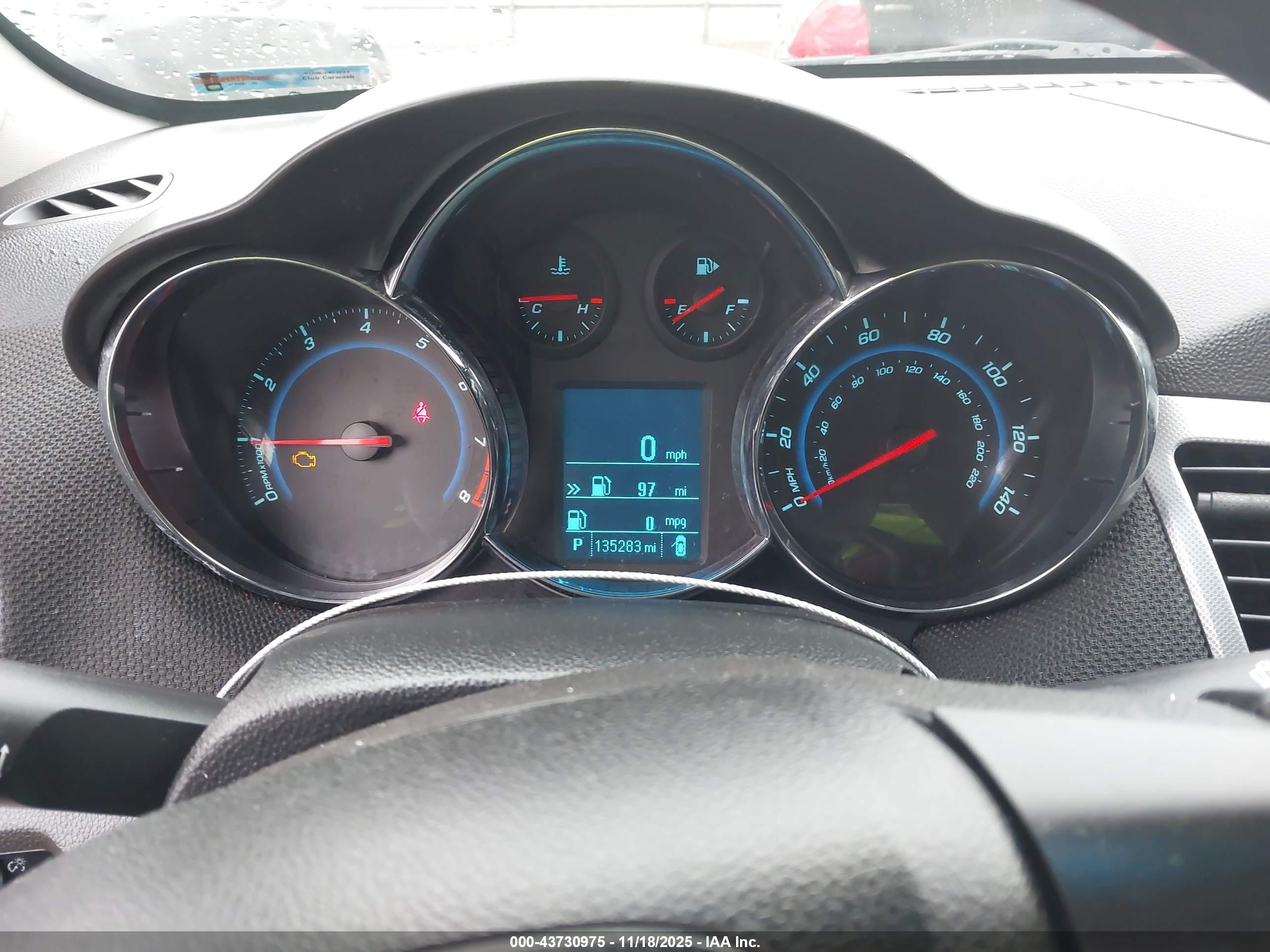 CHEVROLET CRUZE image 7