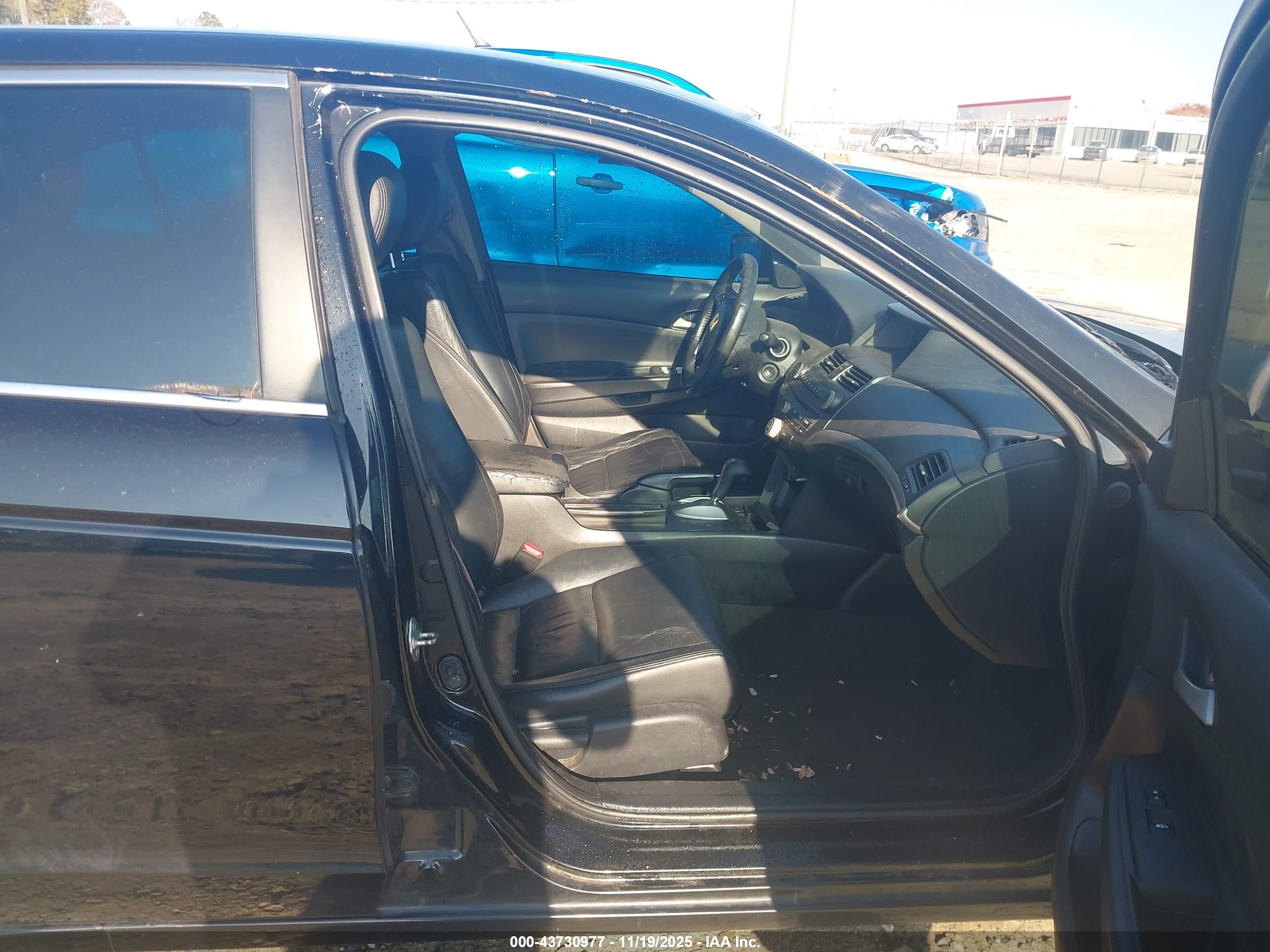 HONDA ACCORD image 5
