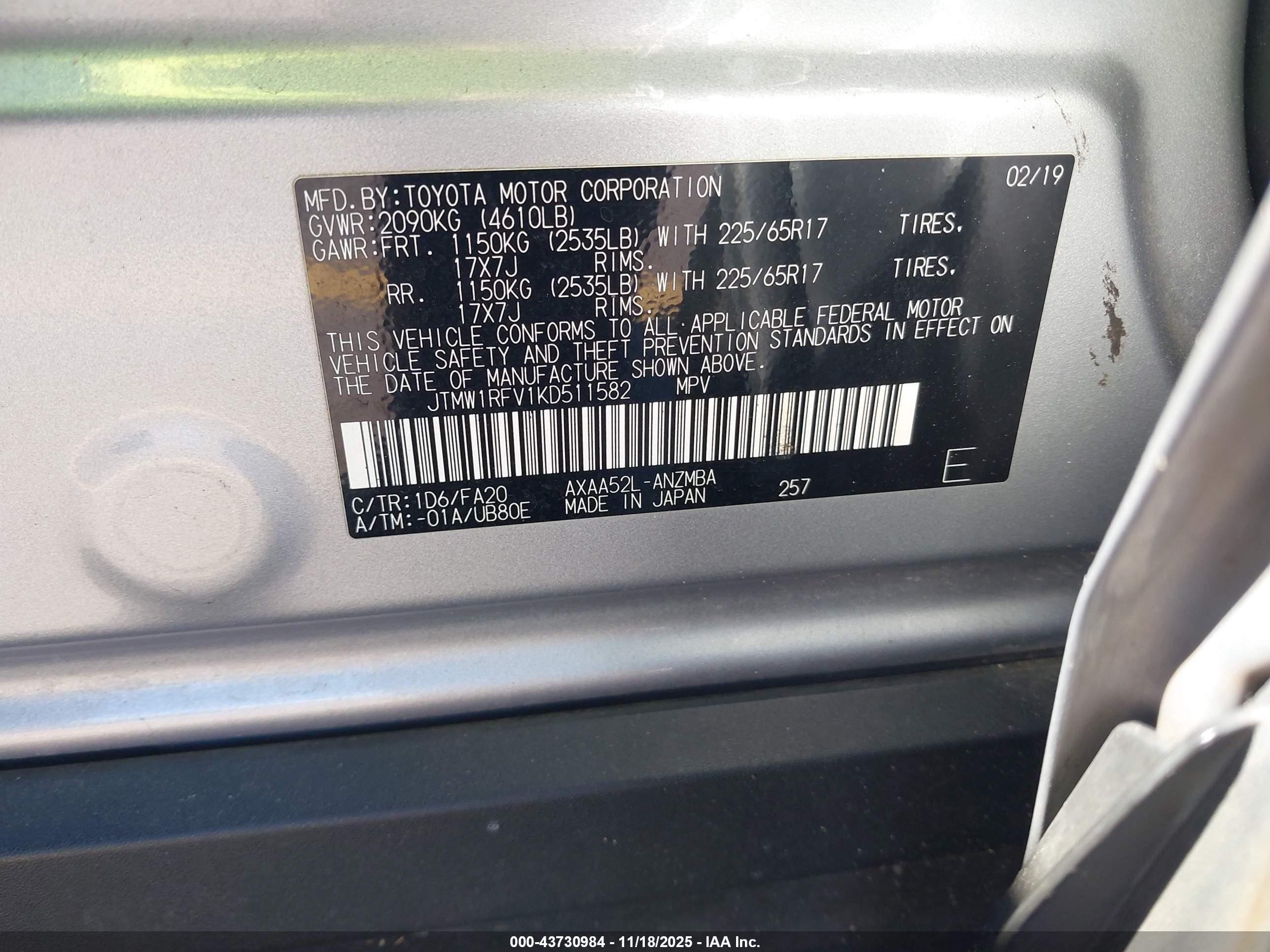 TOYOTA RAV4 image 9