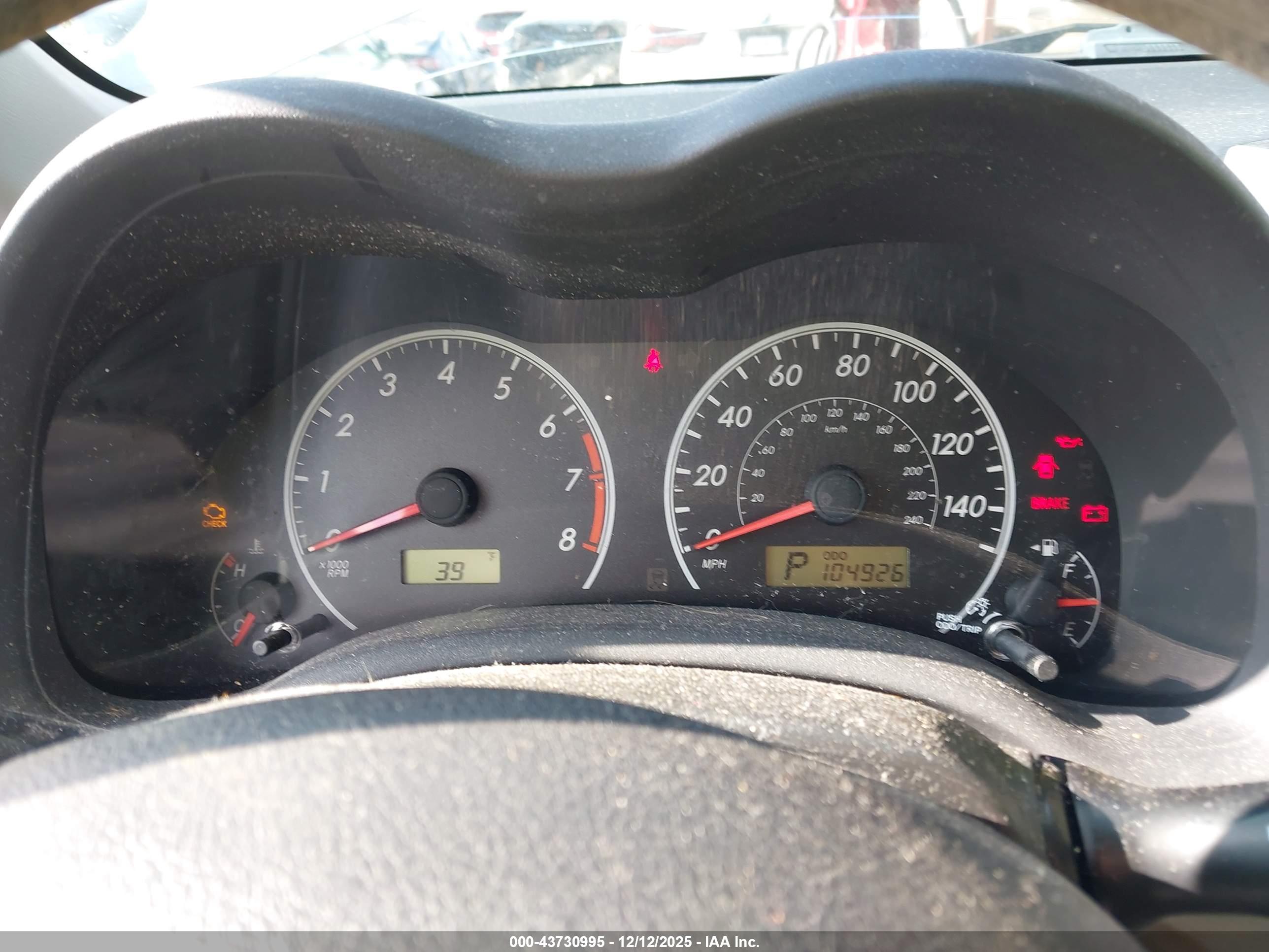 TOYOTA COROLLA image 7