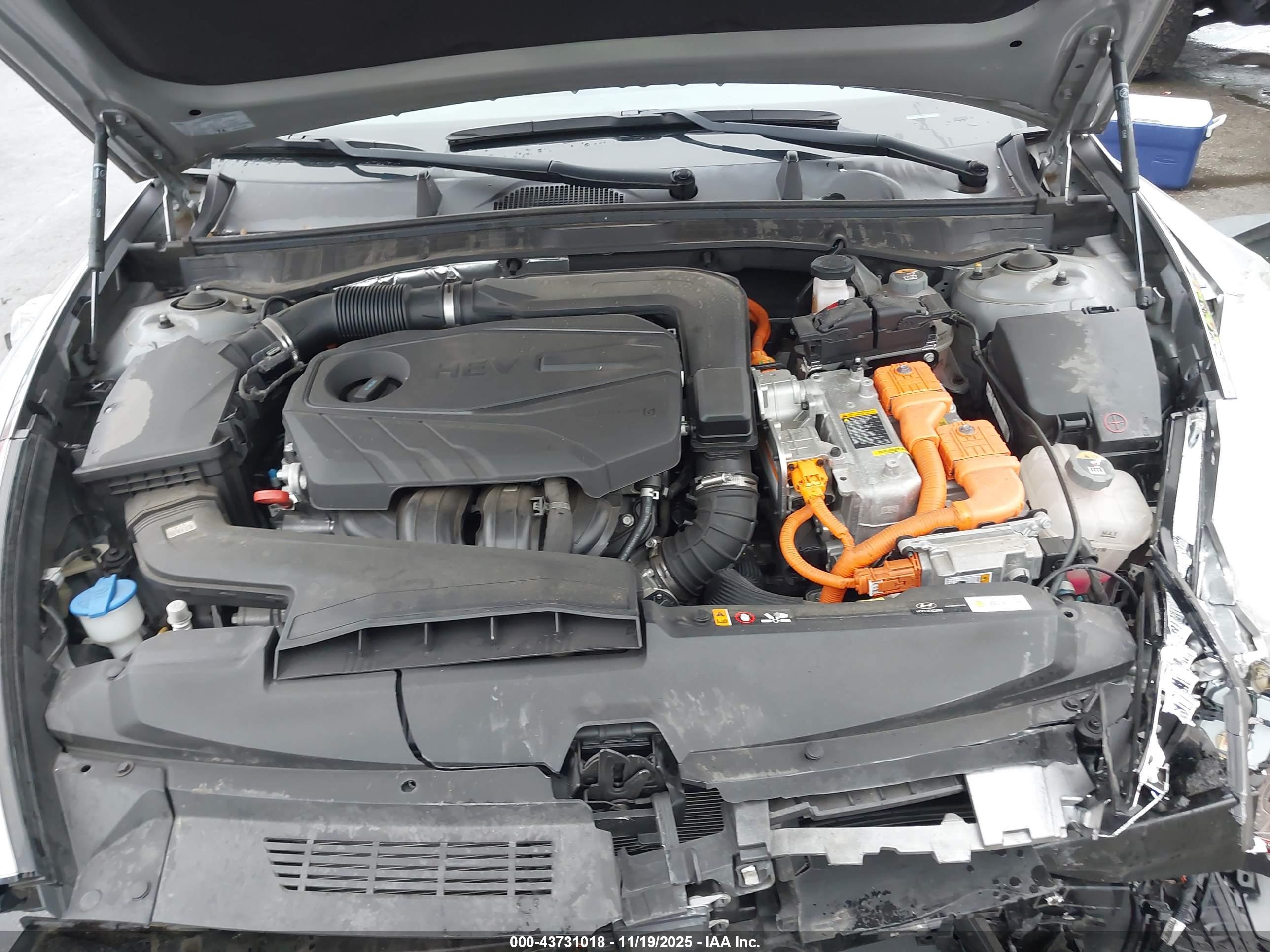 HYUNDAI SONATA image 10