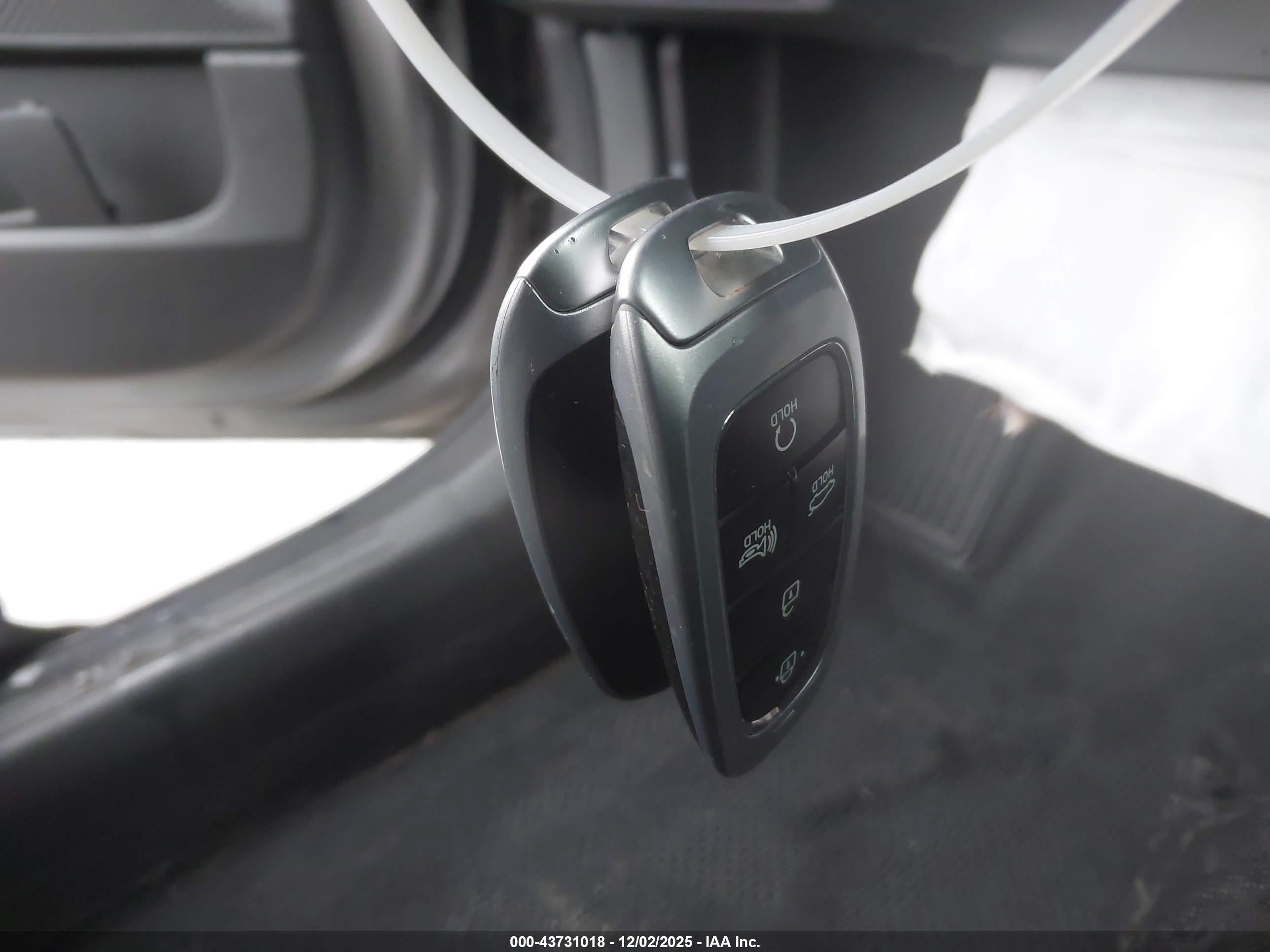 HYUNDAI SONATA image 11