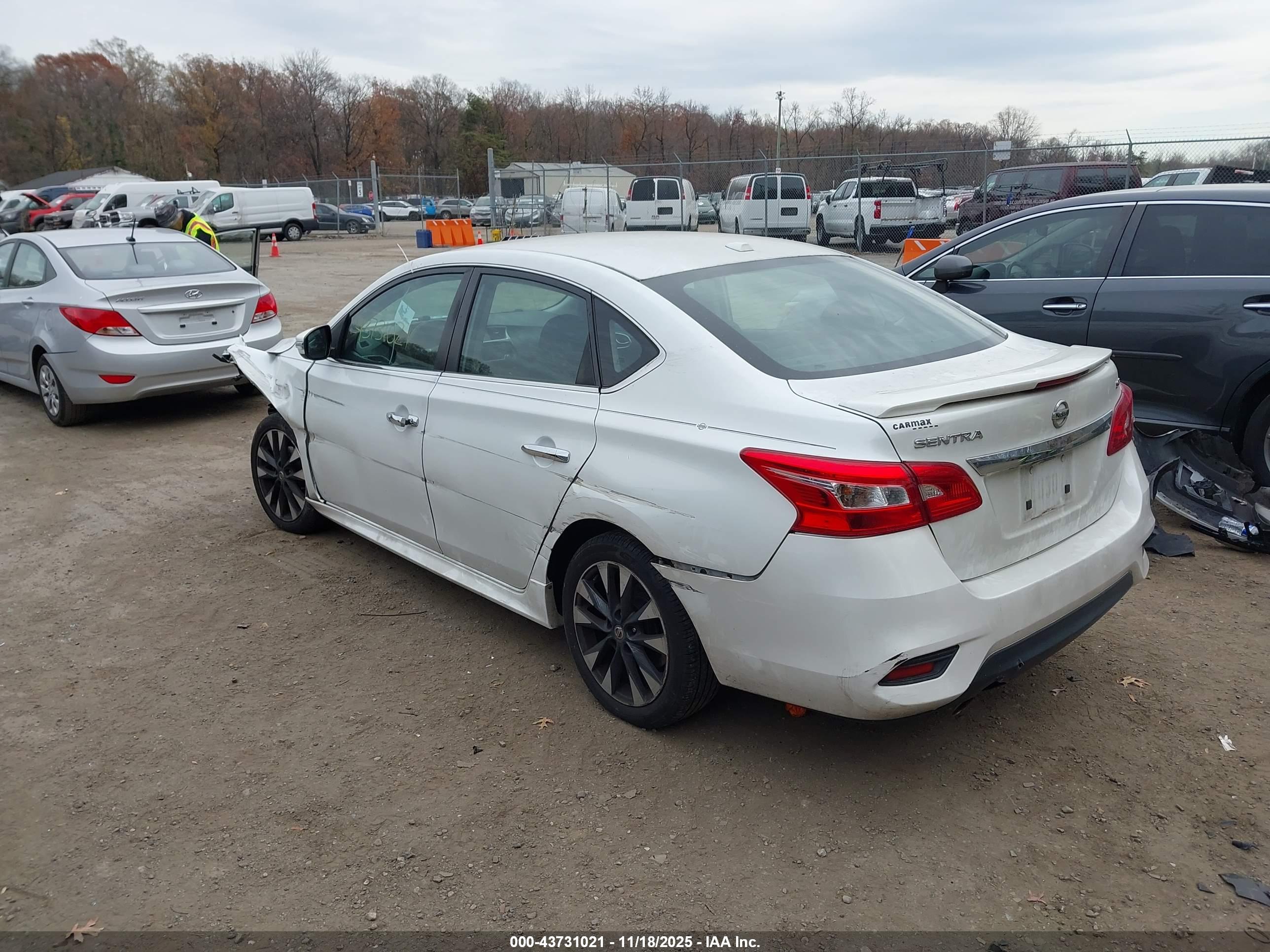 NISSAN SENTRA image 3
