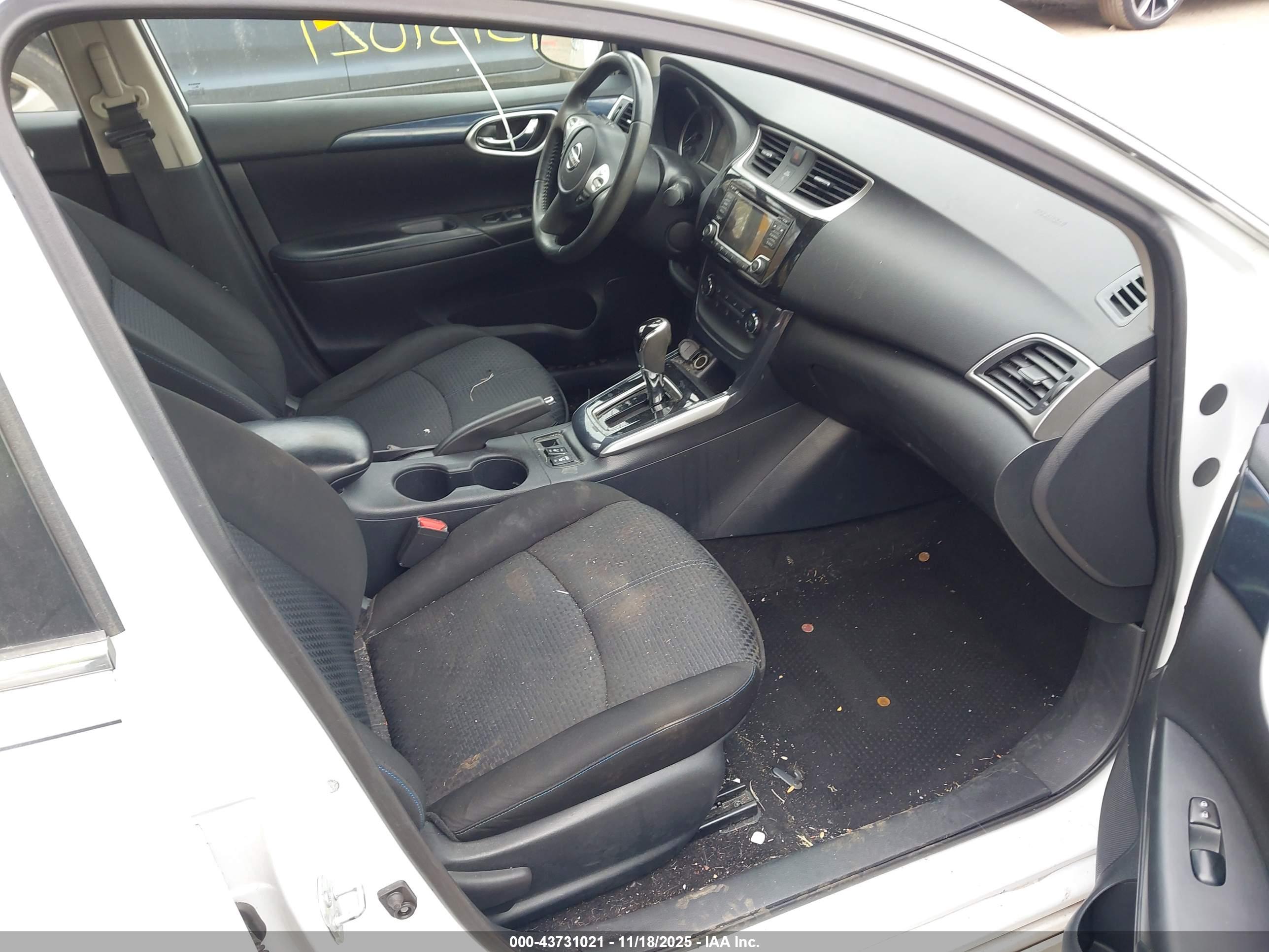 NISSAN SENTRA image 5