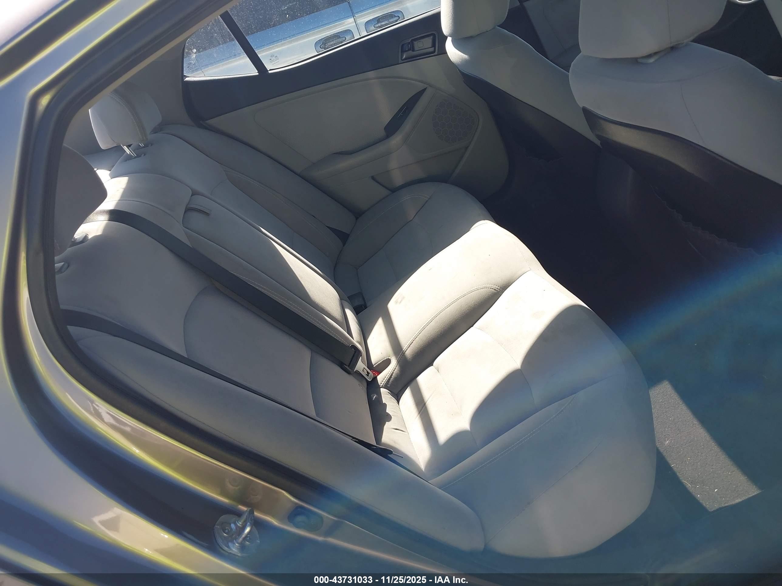 KIA OPTIMA image 8