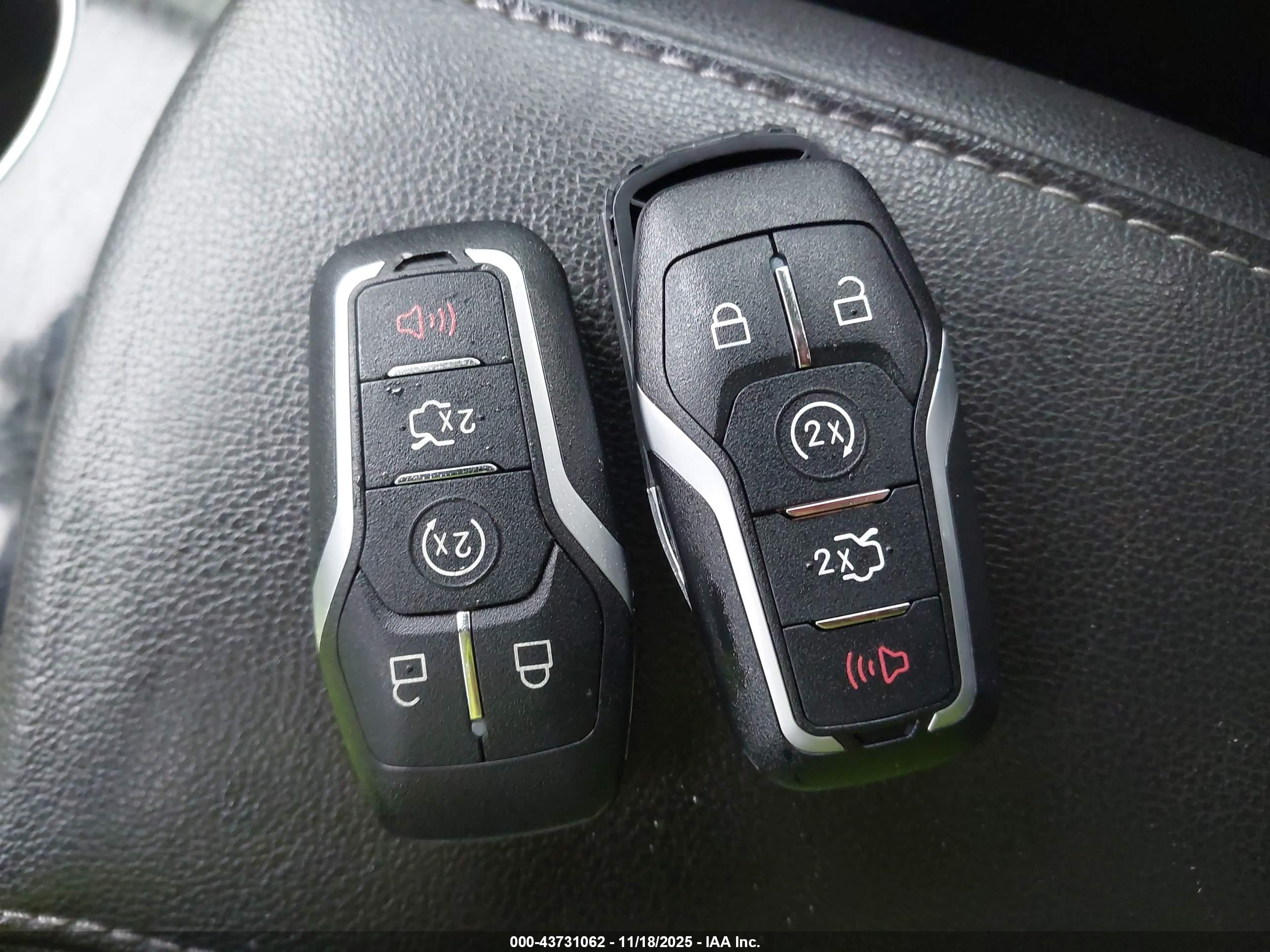 FORD FUSION image 11
