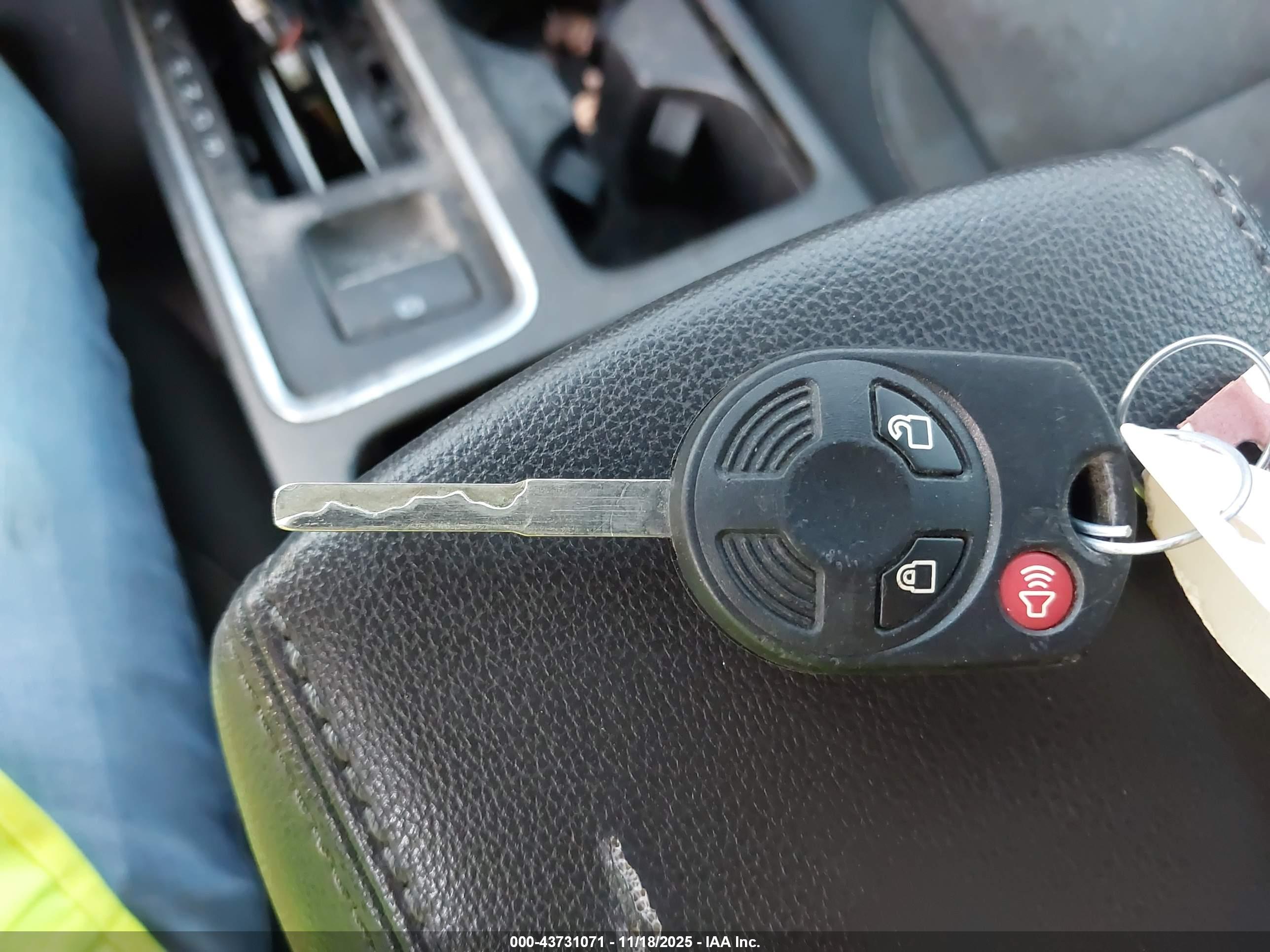 FORD ESCAPE image 11