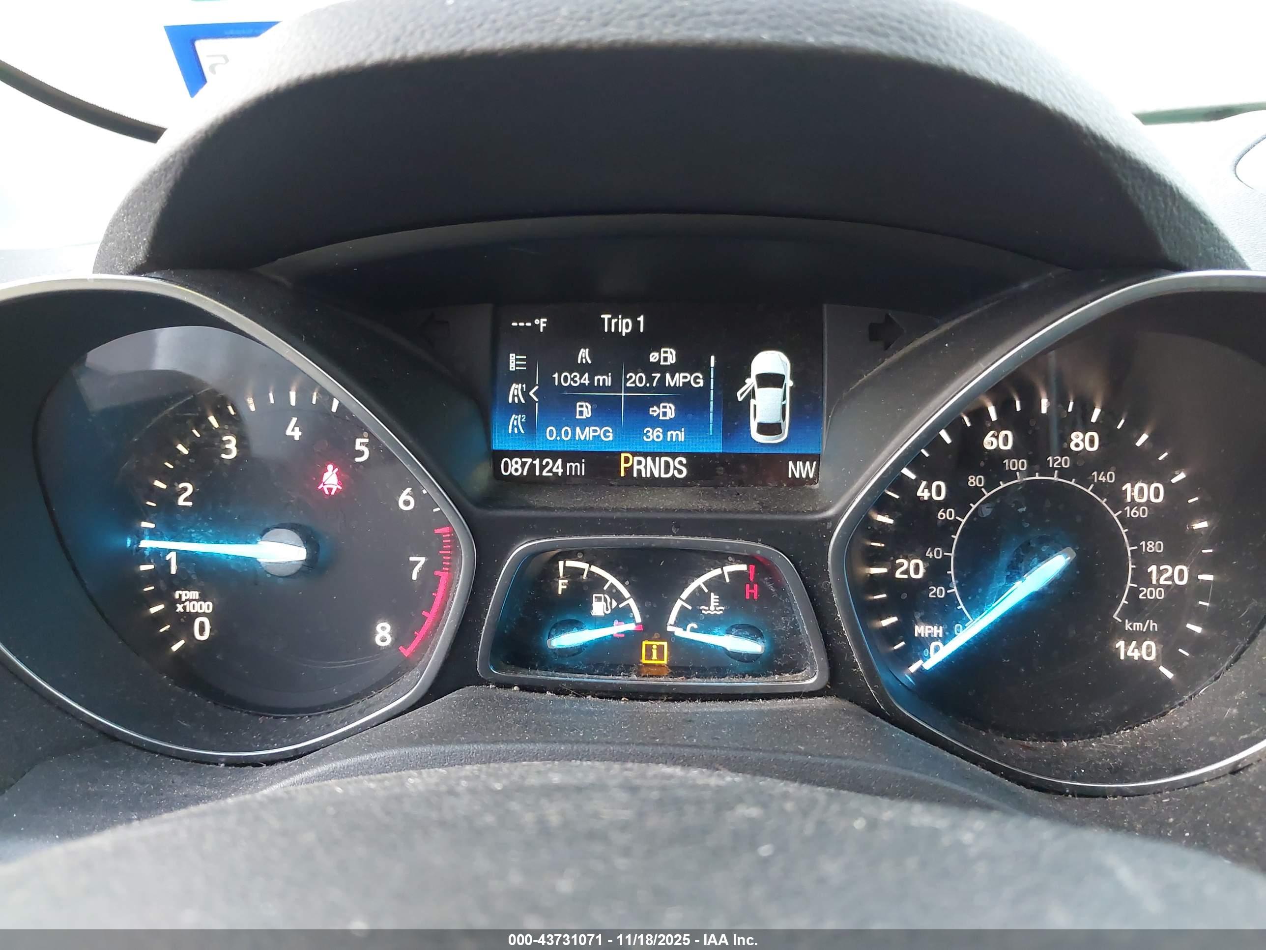 FORD ESCAPE image 7