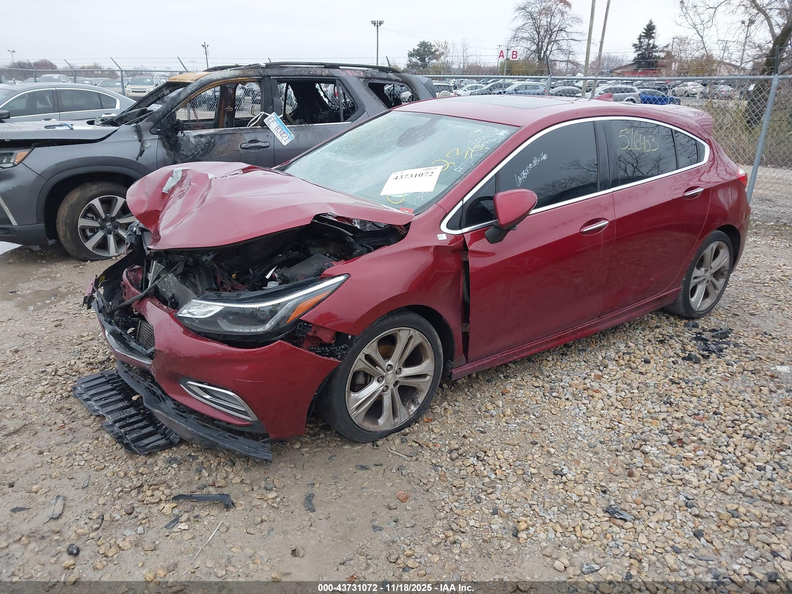CHEVROLET CRUZE image 2