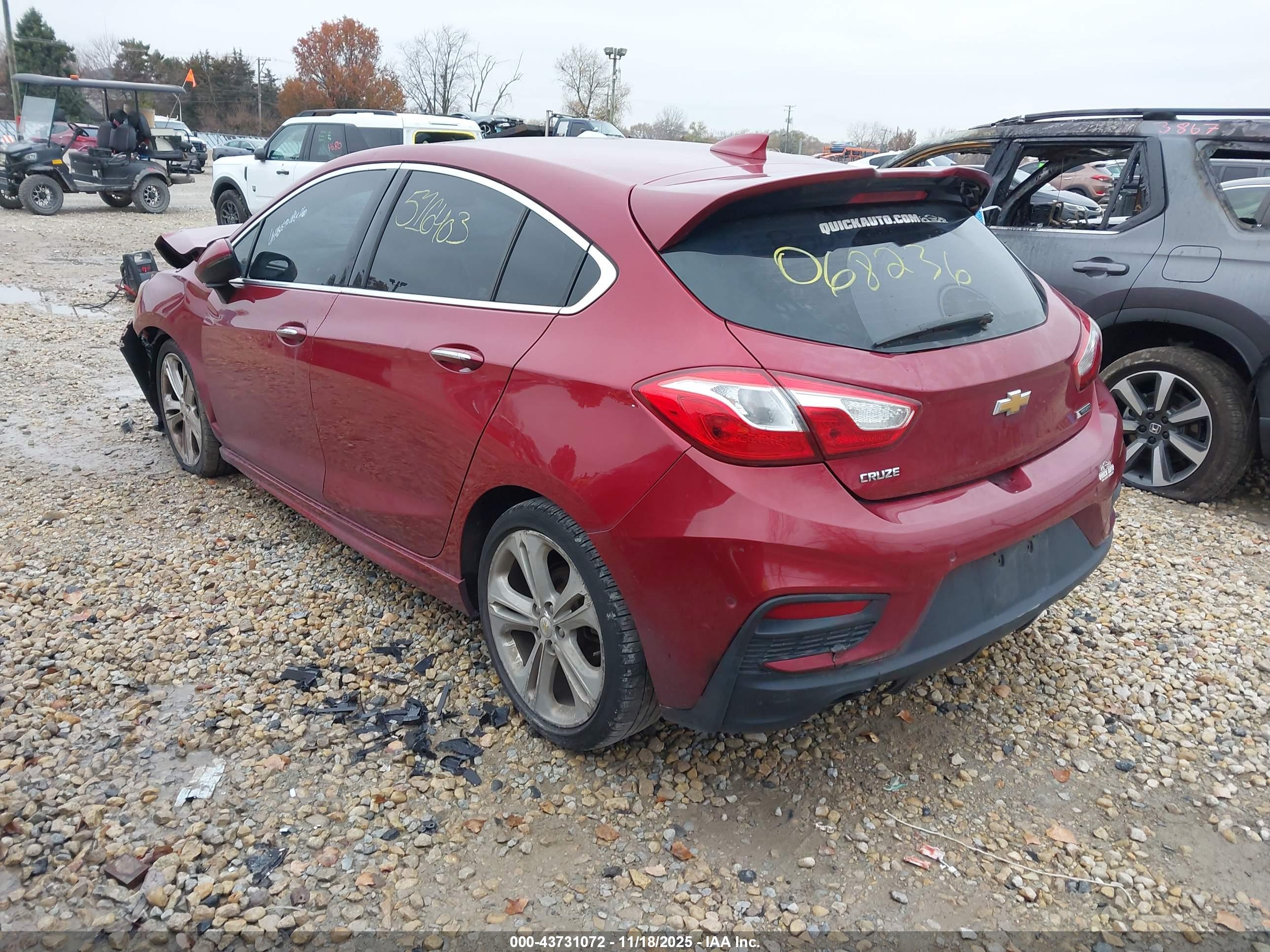 CHEVROLET CRUZE image 3