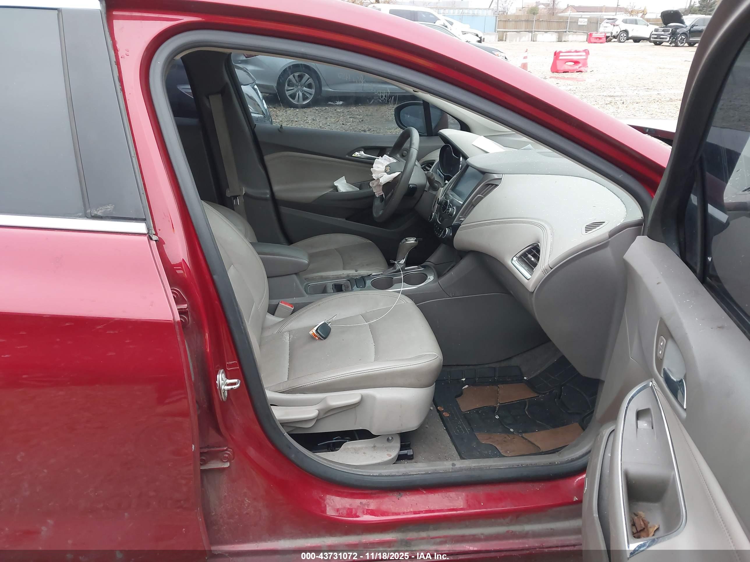 CHEVROLET CRUZE image 5