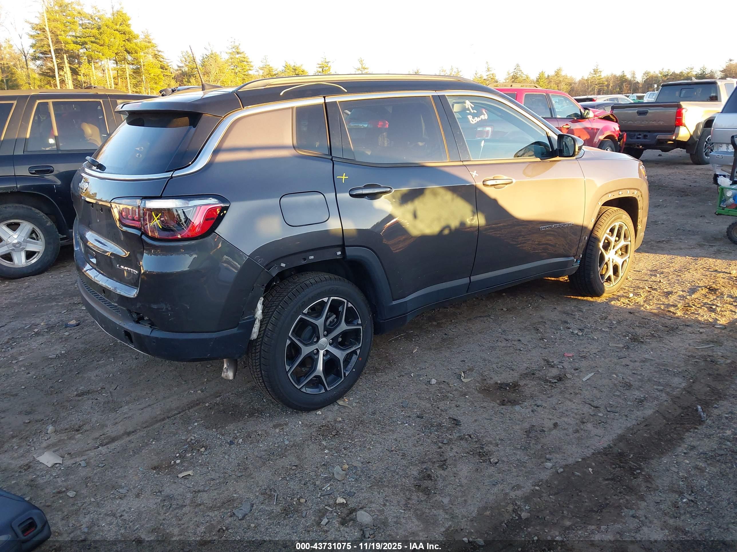 JEEP COMPASS image 4