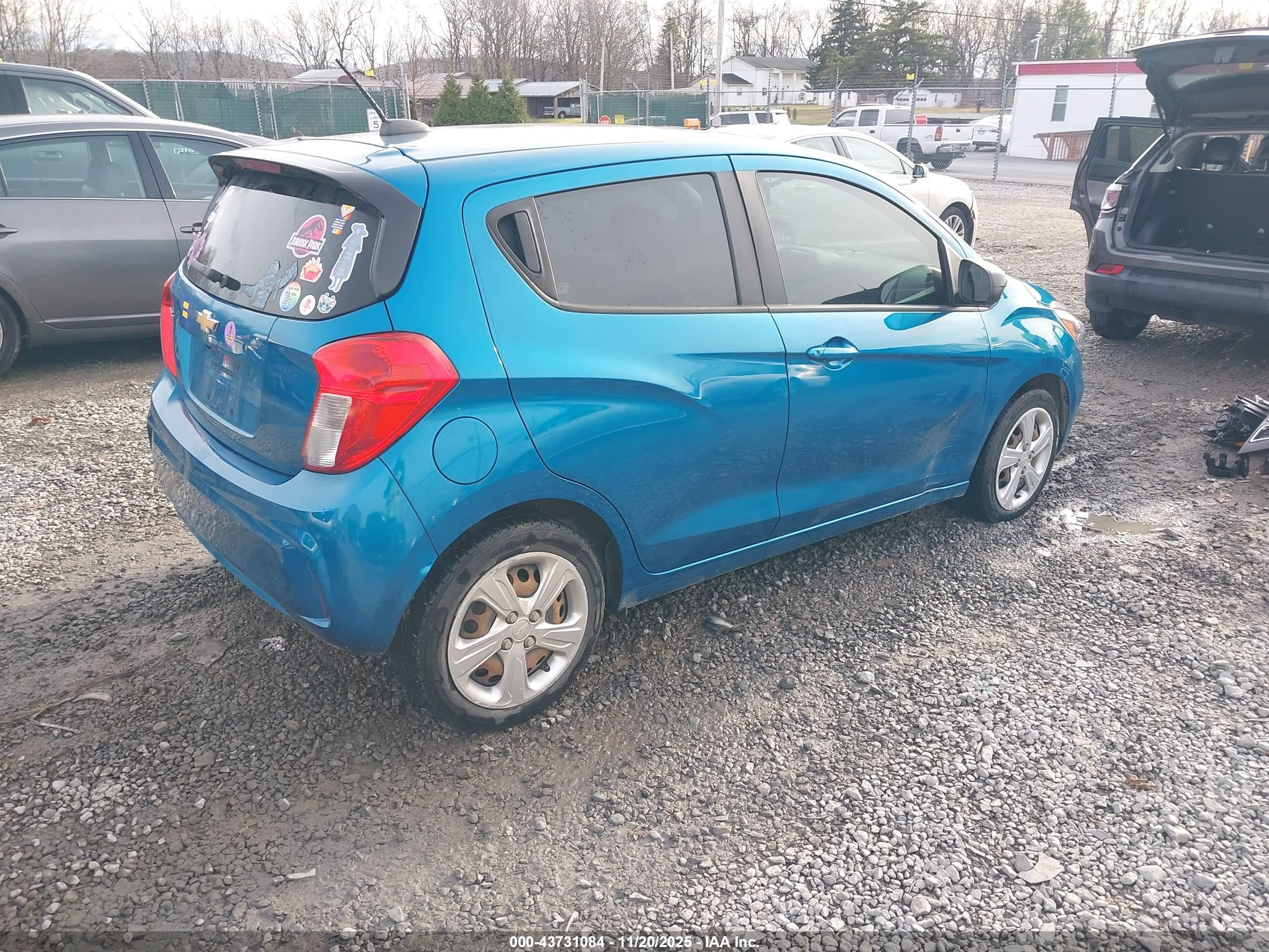 CHEVROLET SPARK image 4