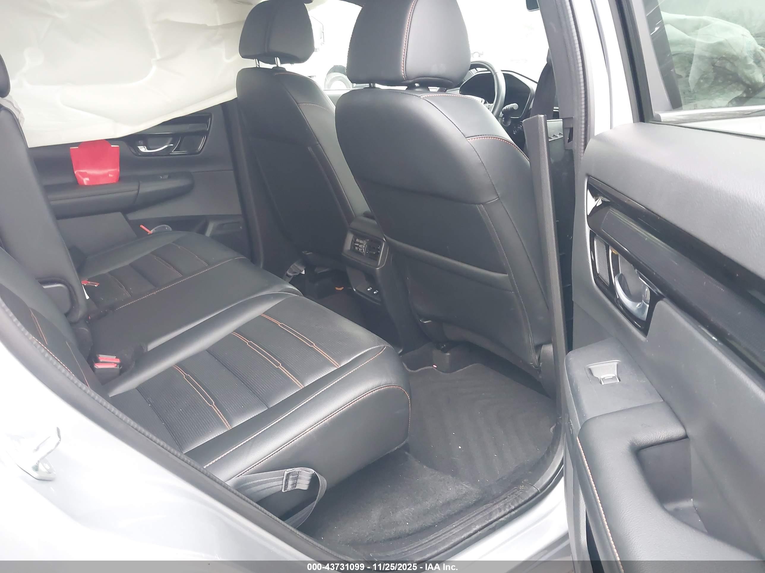 HONDA CR-V image 8